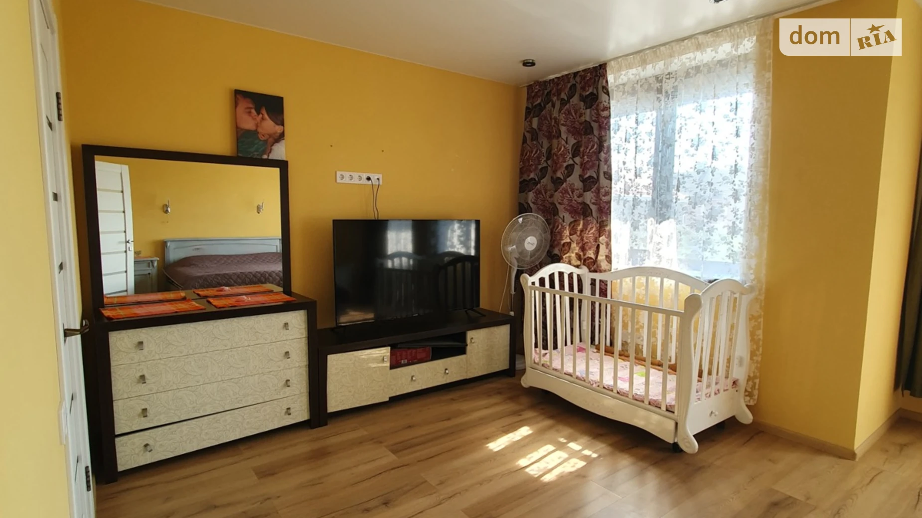 Продается дом на 2 этажа 187 кв. м с бассейном, цена: 199000 $ - фото 2