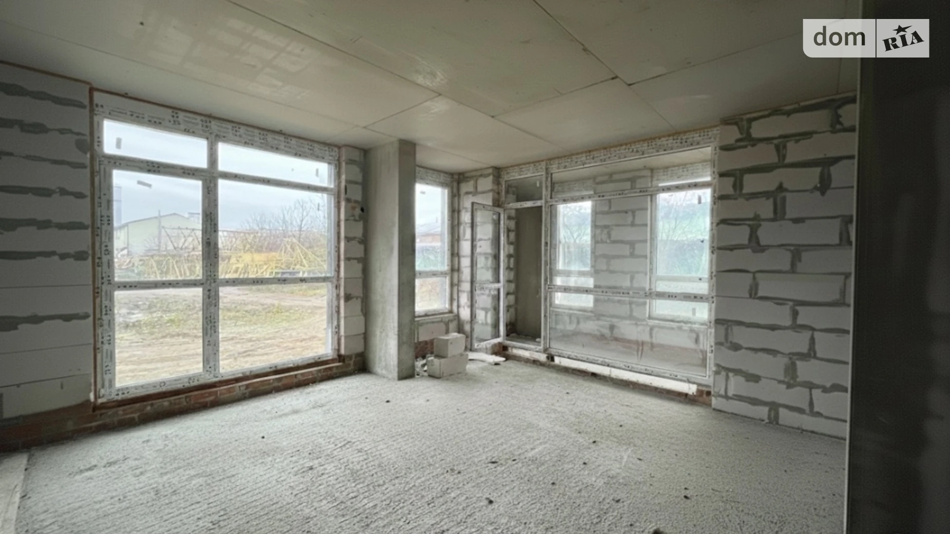 Продается 2-комнатная квартира 85.33 кв. м в Львове, ул. Хмельницкого Богдана, 207 - фото 3