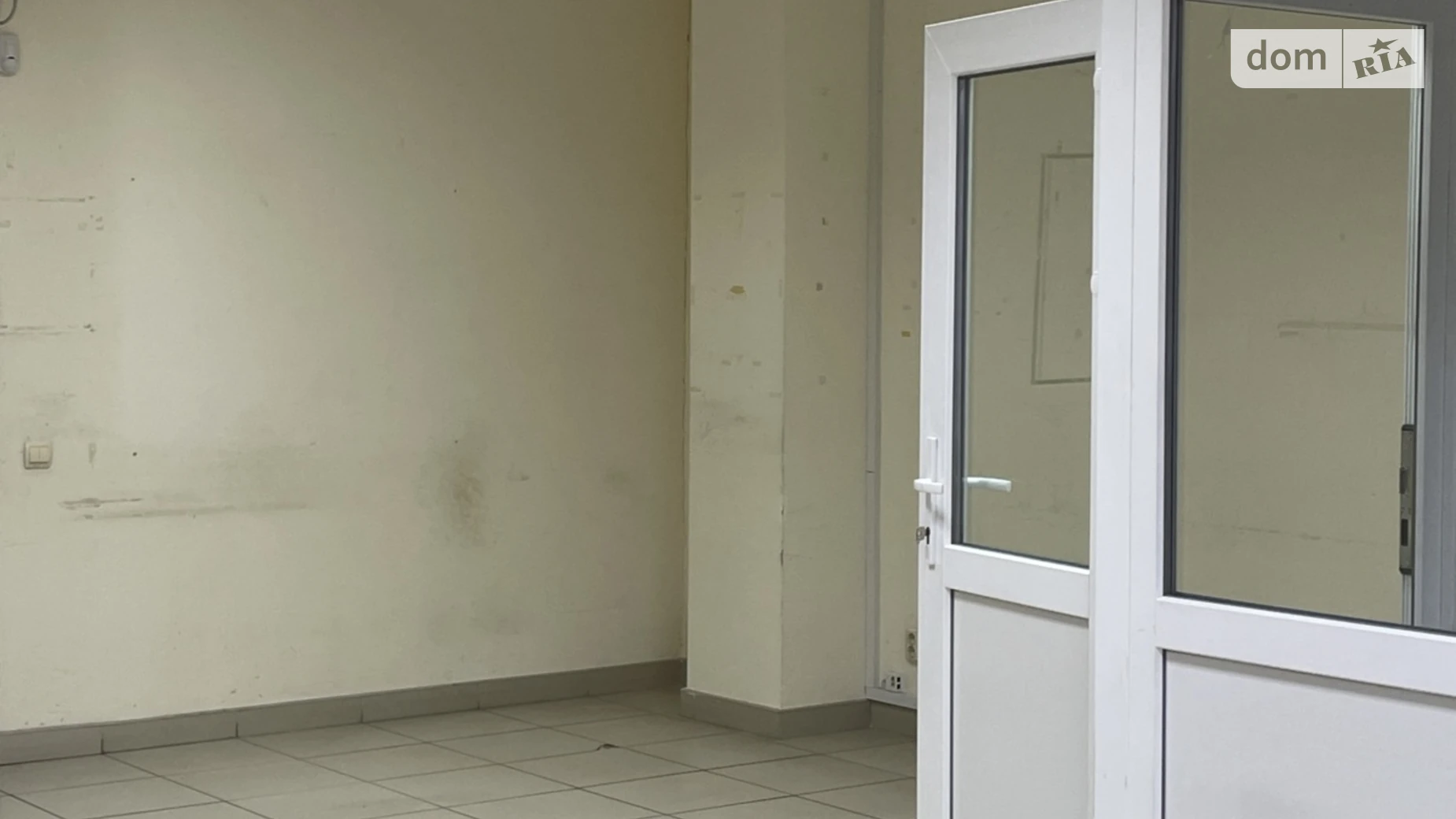 Сдается в аренду офис 45.1 кв. м в бизнес-центре, цена: 11660 грн - фото 4