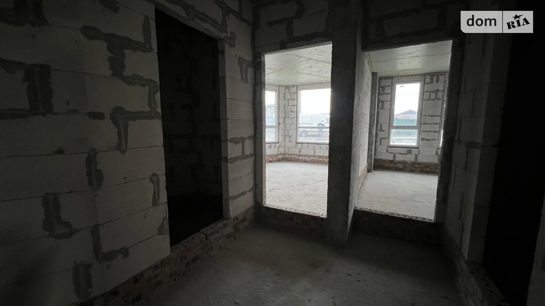 Продается 2-комнатная квартира 80.3 кв. м в Львове, ул. Хмельницкого Богдана, 207 - фото 2