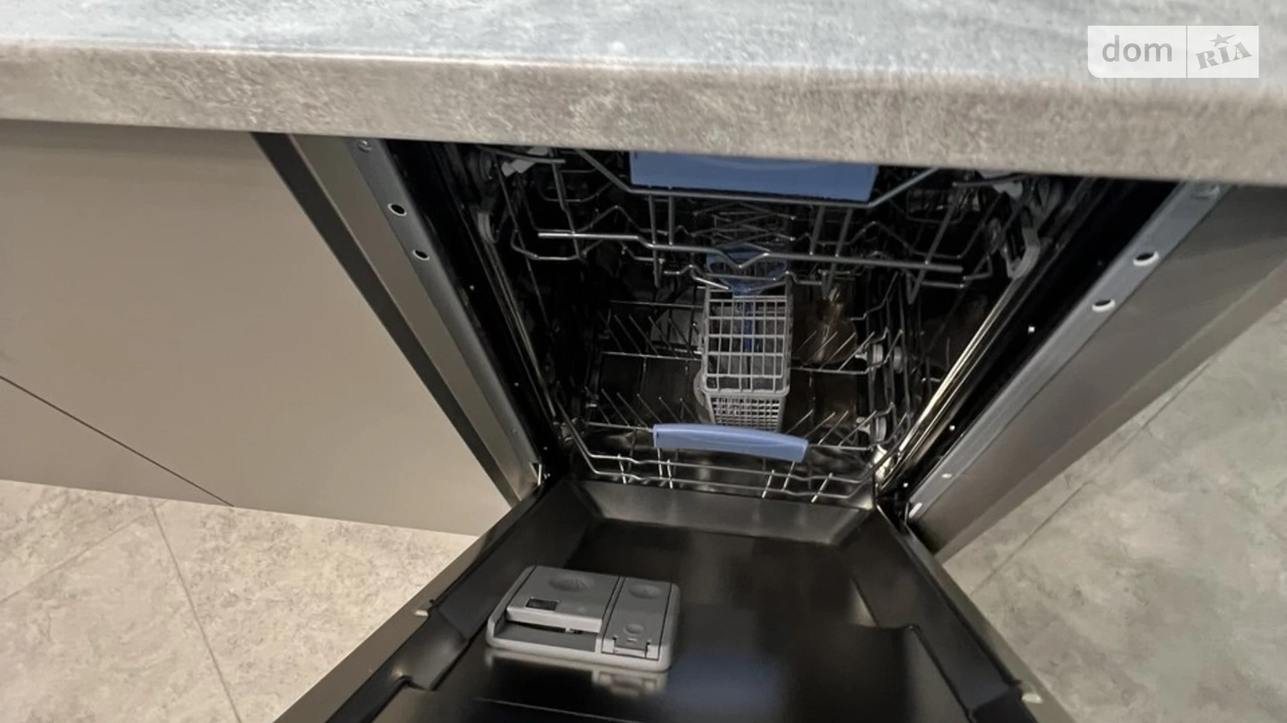 Сдается в аренду 1-комнатная квартира 45 кв. м в Ровно, ул. Студенческая, 28 - фото 3