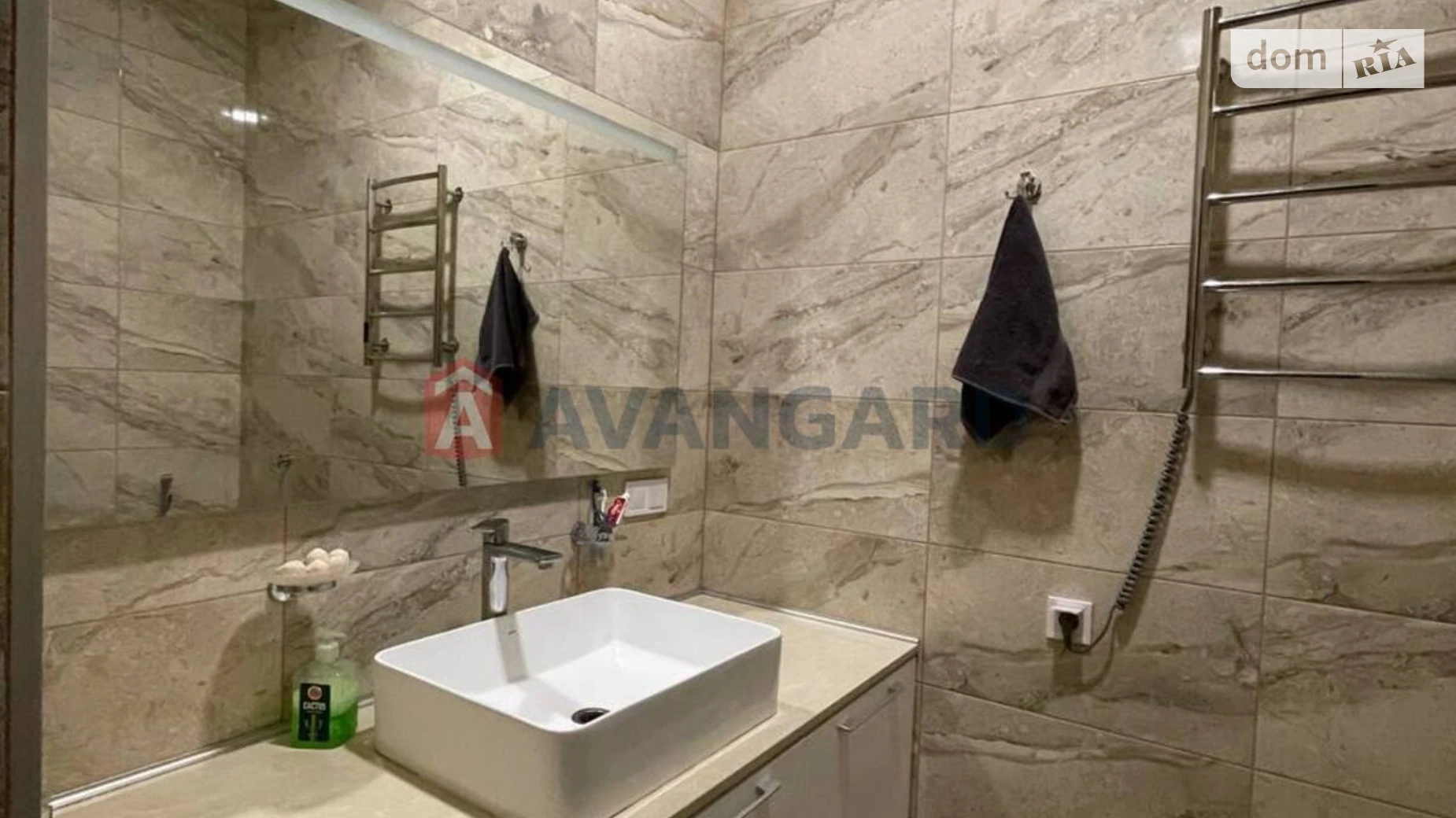 Продается дом на 3 этажа 406 кв. м с подвалом, цена: 350000 $ - фото 2