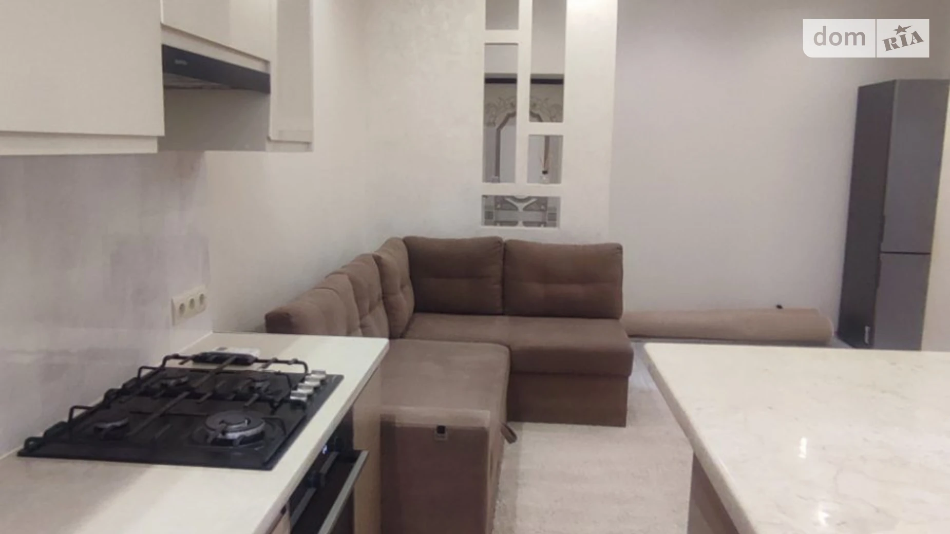 Сдается в аренду 1-комнатная квартира 42 кв. м в Ужгороде, ул. Владимирская, 63 - фото 3