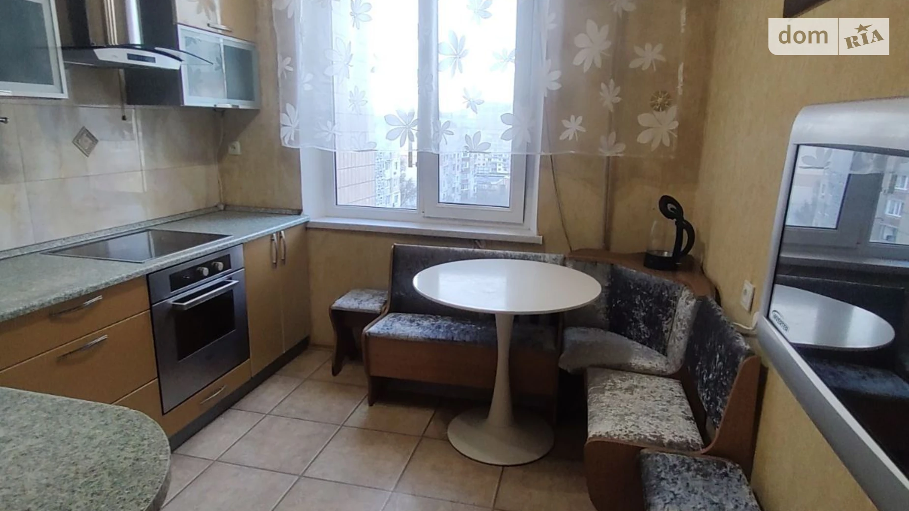 Продається 3-кімнатна квартира 70.2 кв. м у Одесі, вул. Палія Семена - фото 2