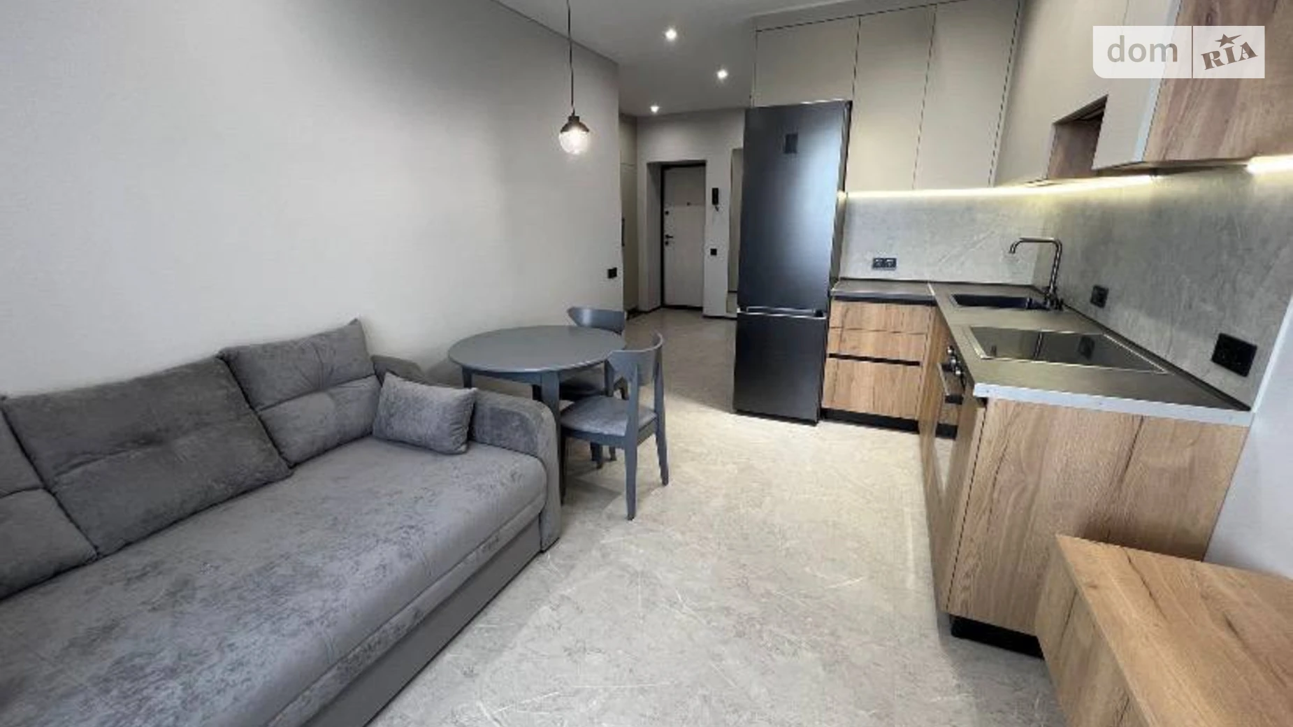 1-комнатная квартира 46 кв. м в Луцке, ул. Школьная - фото 3