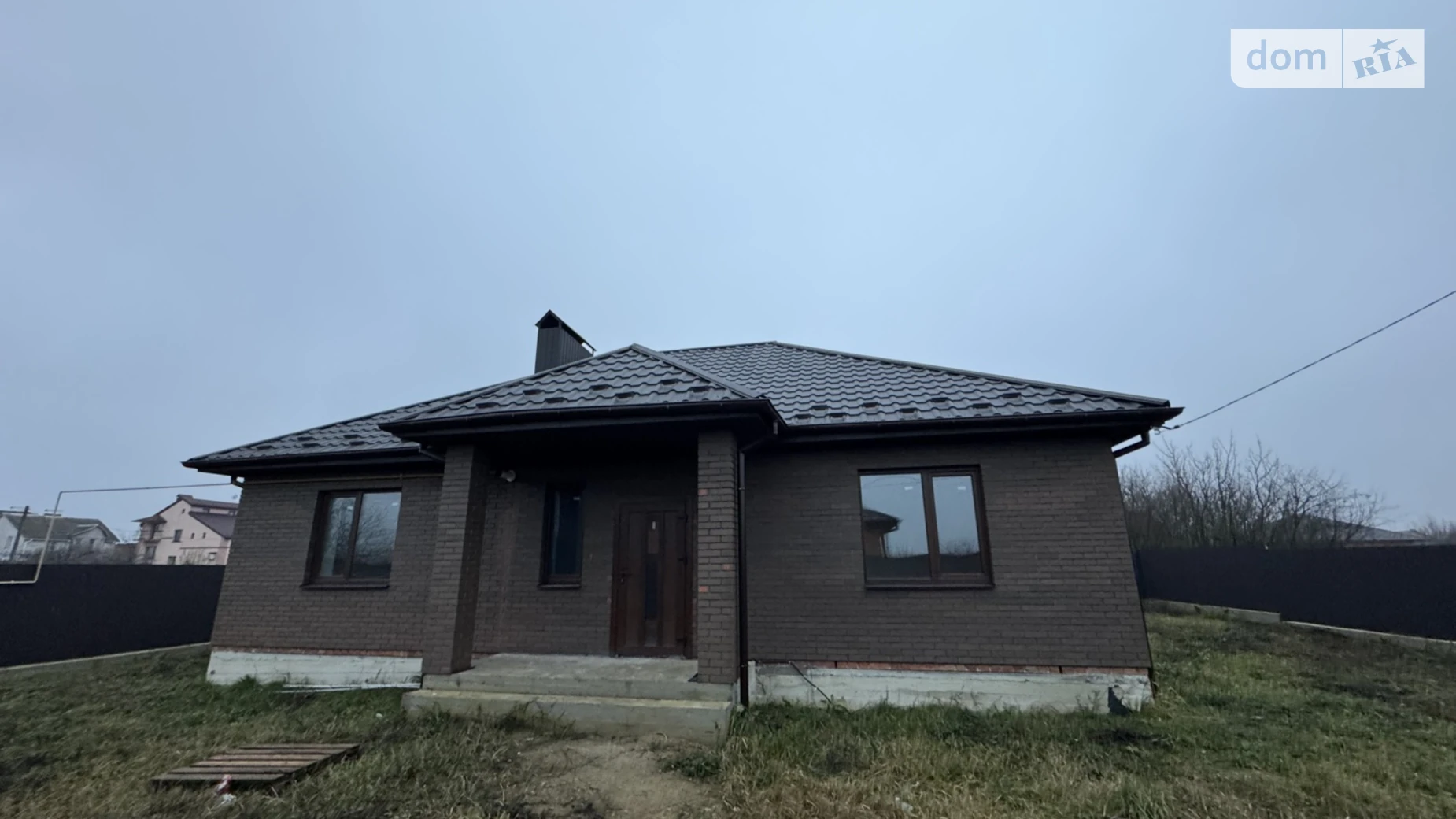 Продается одноэтажный дом 98 кв. м с балконом, цена: 82000 $ - фото 2