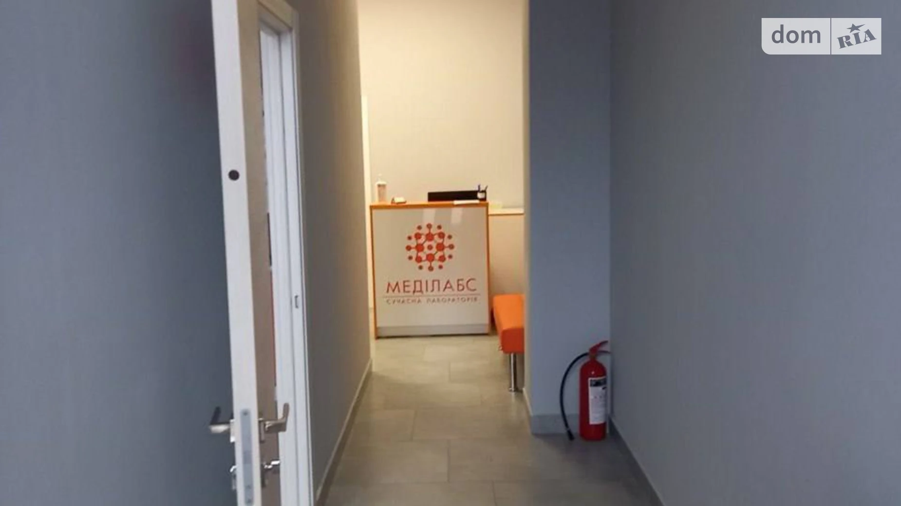 Сдается в аренду помещения свободного назначения 41.5 кв. м в 10-этажном здании, цена: 22000 грн - фото 3