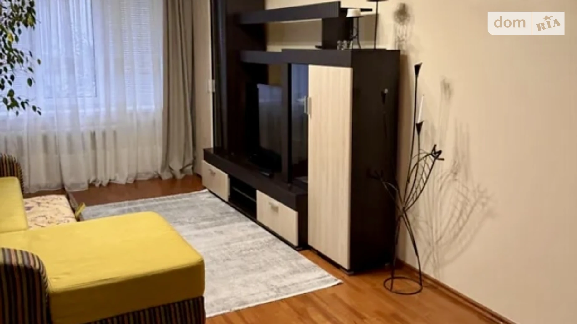 Сдается в аренду комната 65 кв. м в Ровно, цена: 4500 грн - фото 2