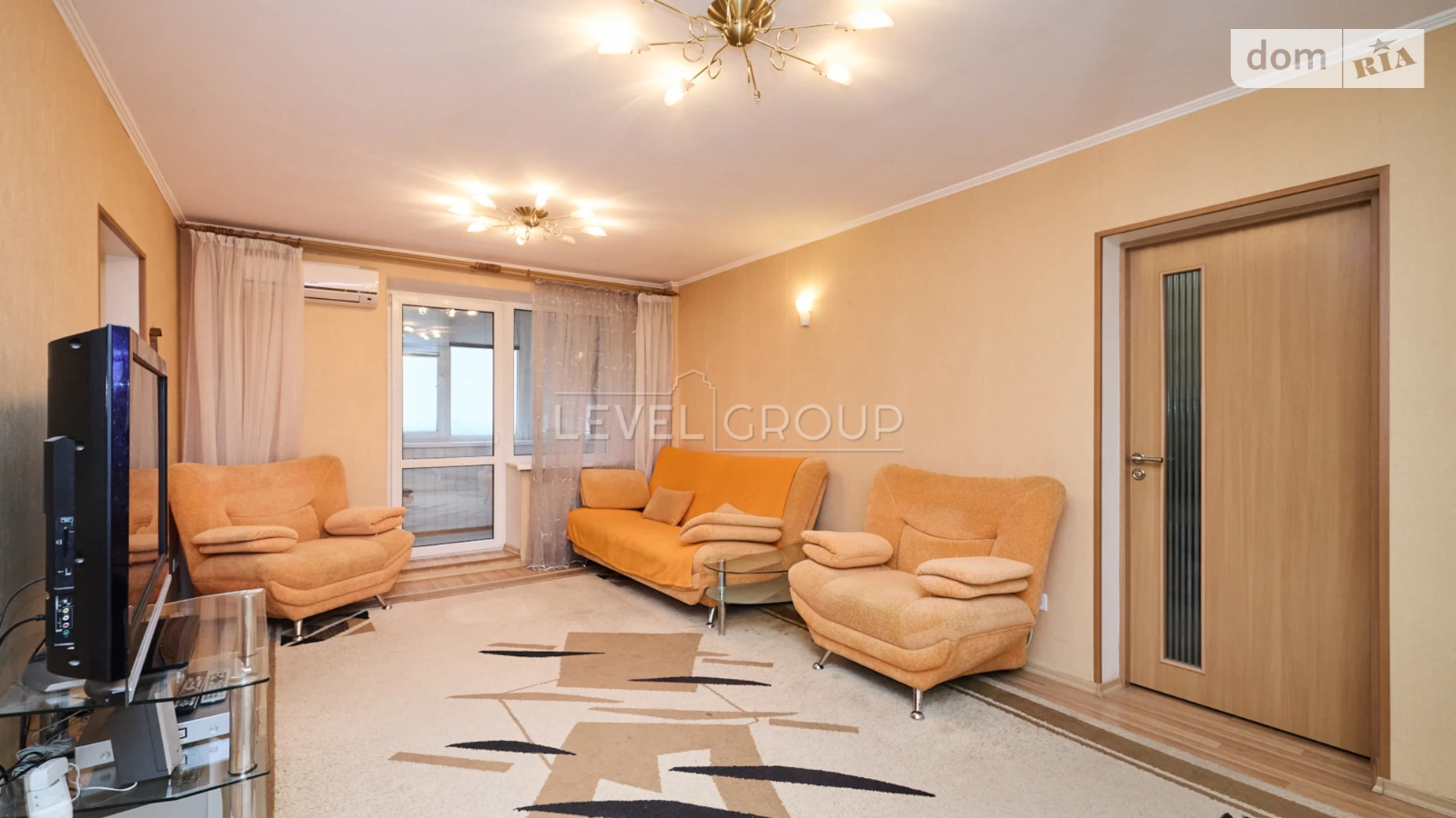 Продается 2-комнатная квартира 65.8 кв. м в Киеве, пл. Святошинская, 1 - фото 5