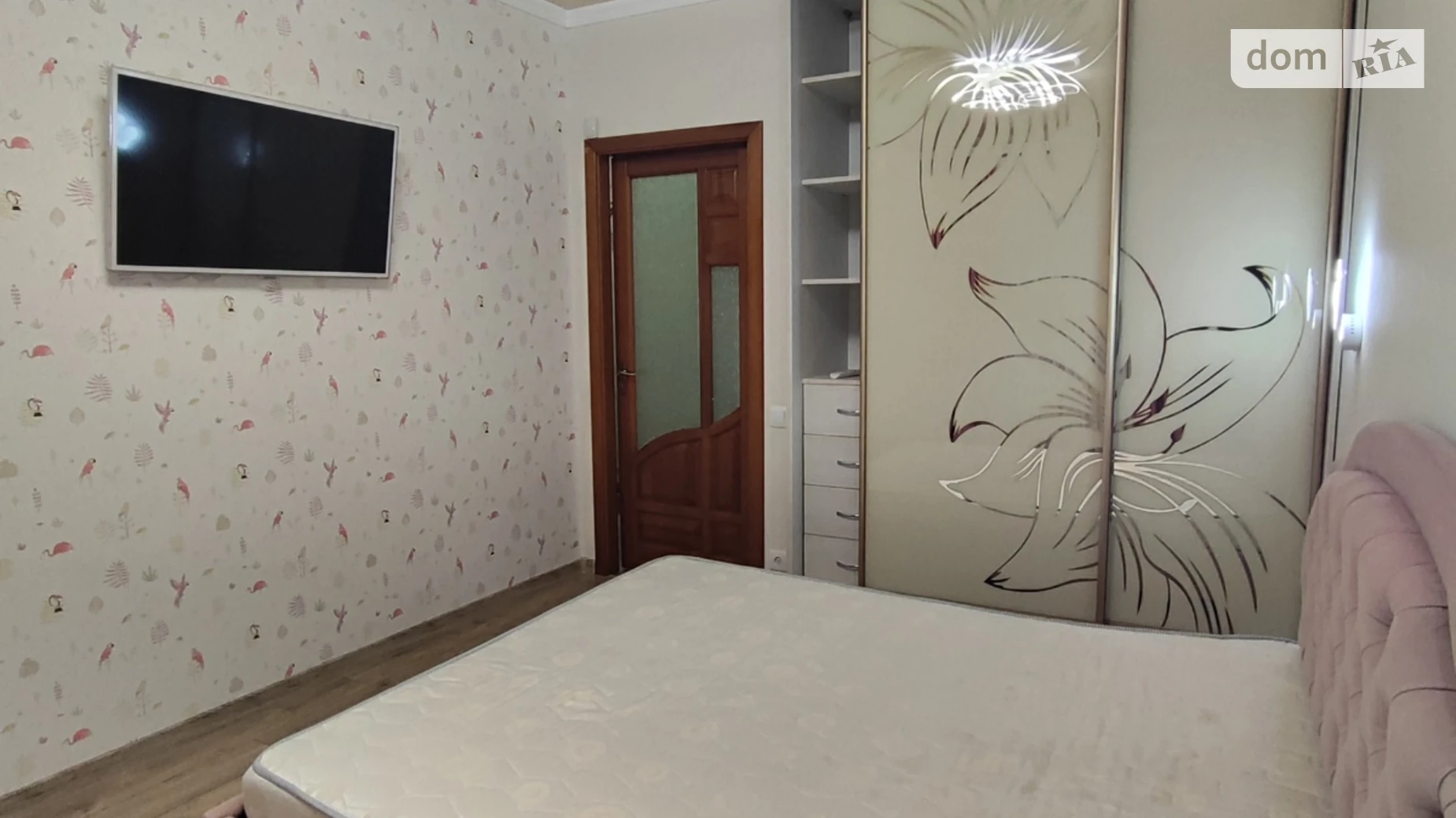 Продается 2-комнатная квартира 61 кв. м в Одессе, мас. Радужный, 8 - фото 3