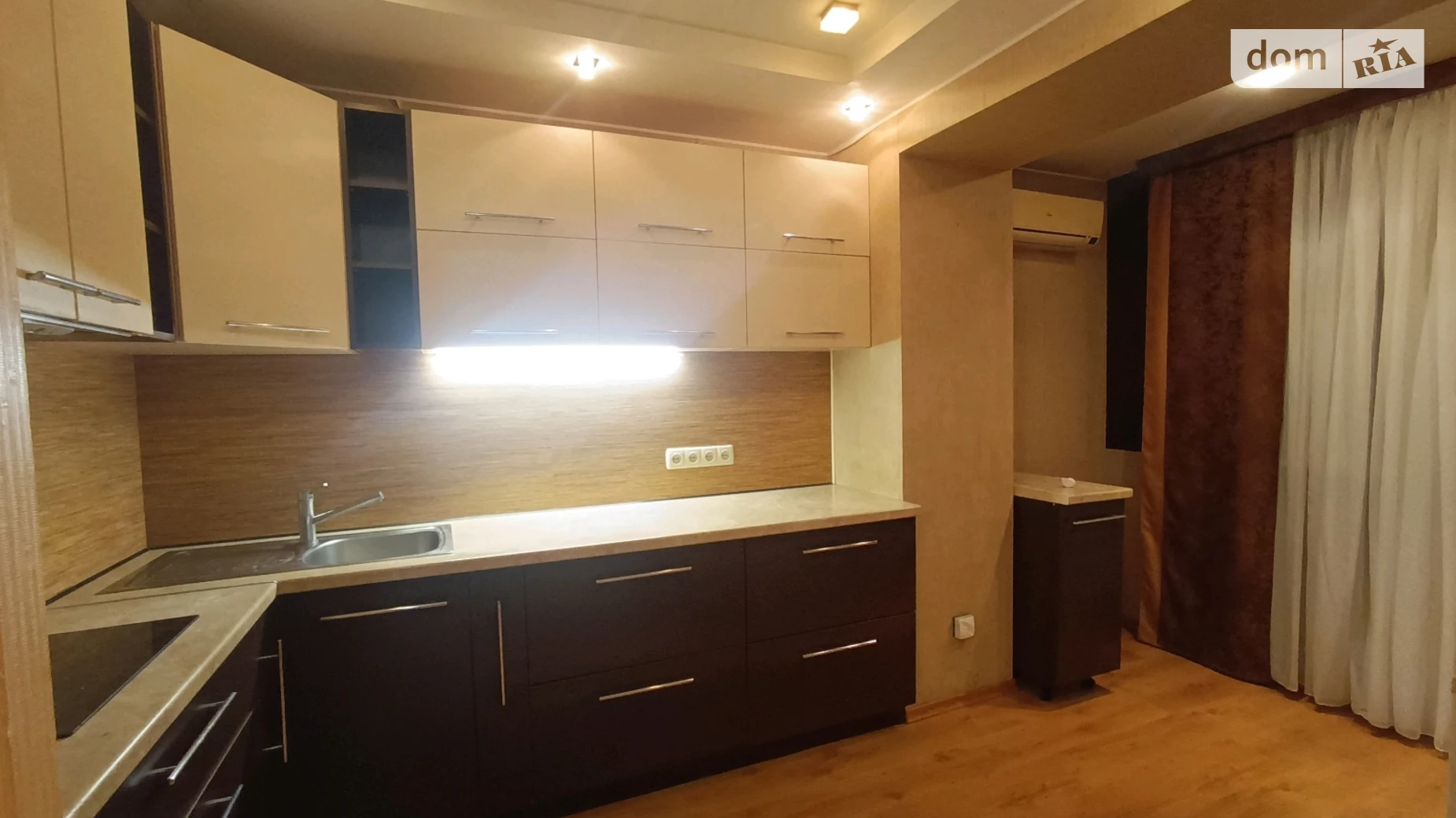 Продается 1-комнатная квартира 45 кв. м в Днепре, ул. Шнеерсона Менахем-Мендл, 1 - фото 2