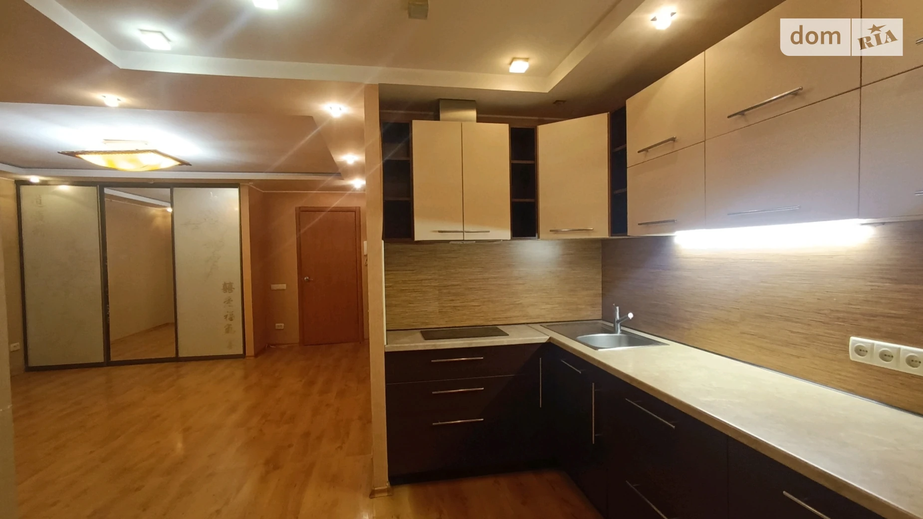 Продается 1-комнатная квартира 45 кв. м в Днепре, ул. Шнеерсона Менахем-Мендл, 1 - фото 3