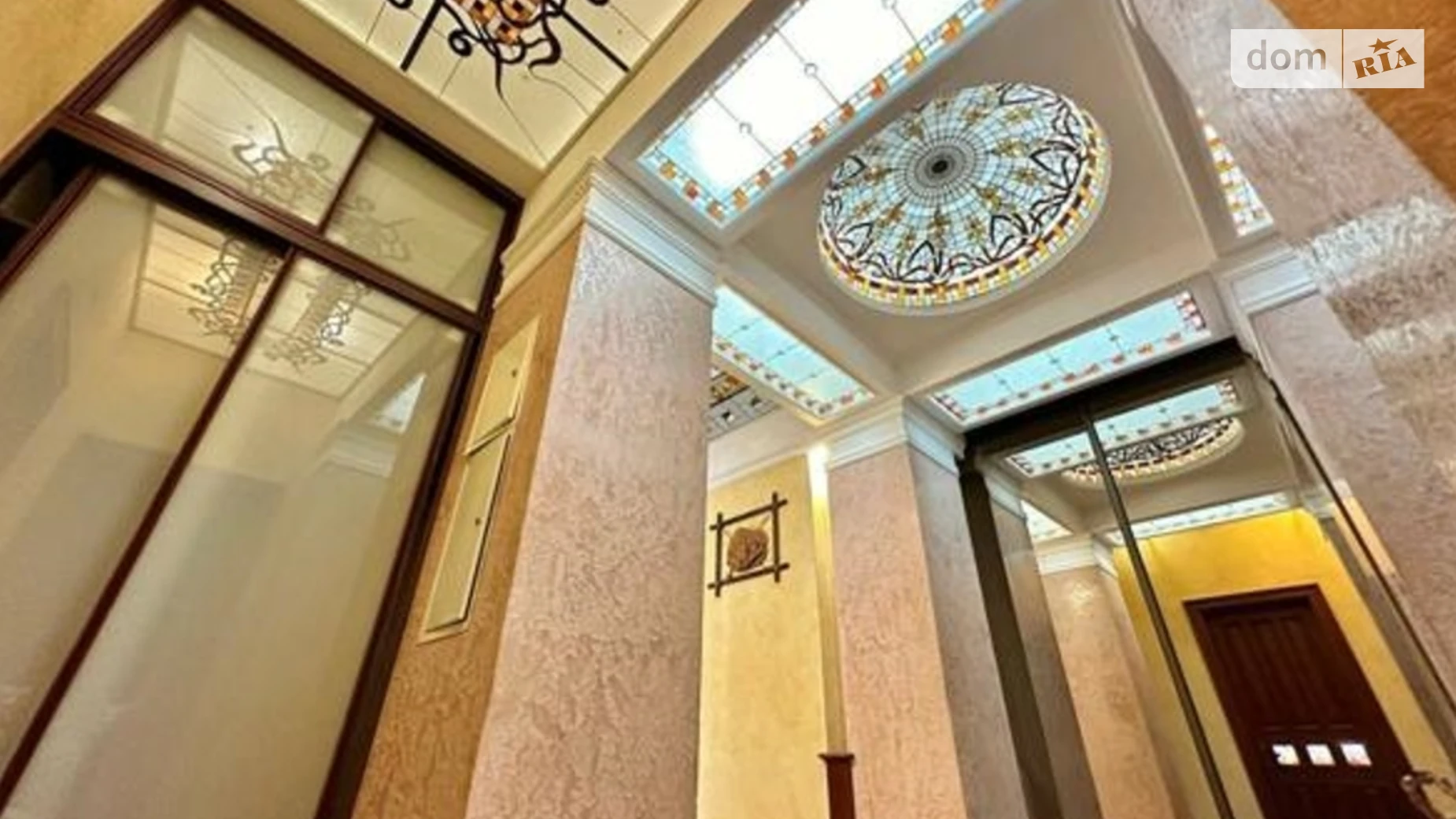 Продается 4-комнатная квартира 164.5 кв. м в Львове, ул. Юрия Руфа(Некрасова), 15 - фото 3