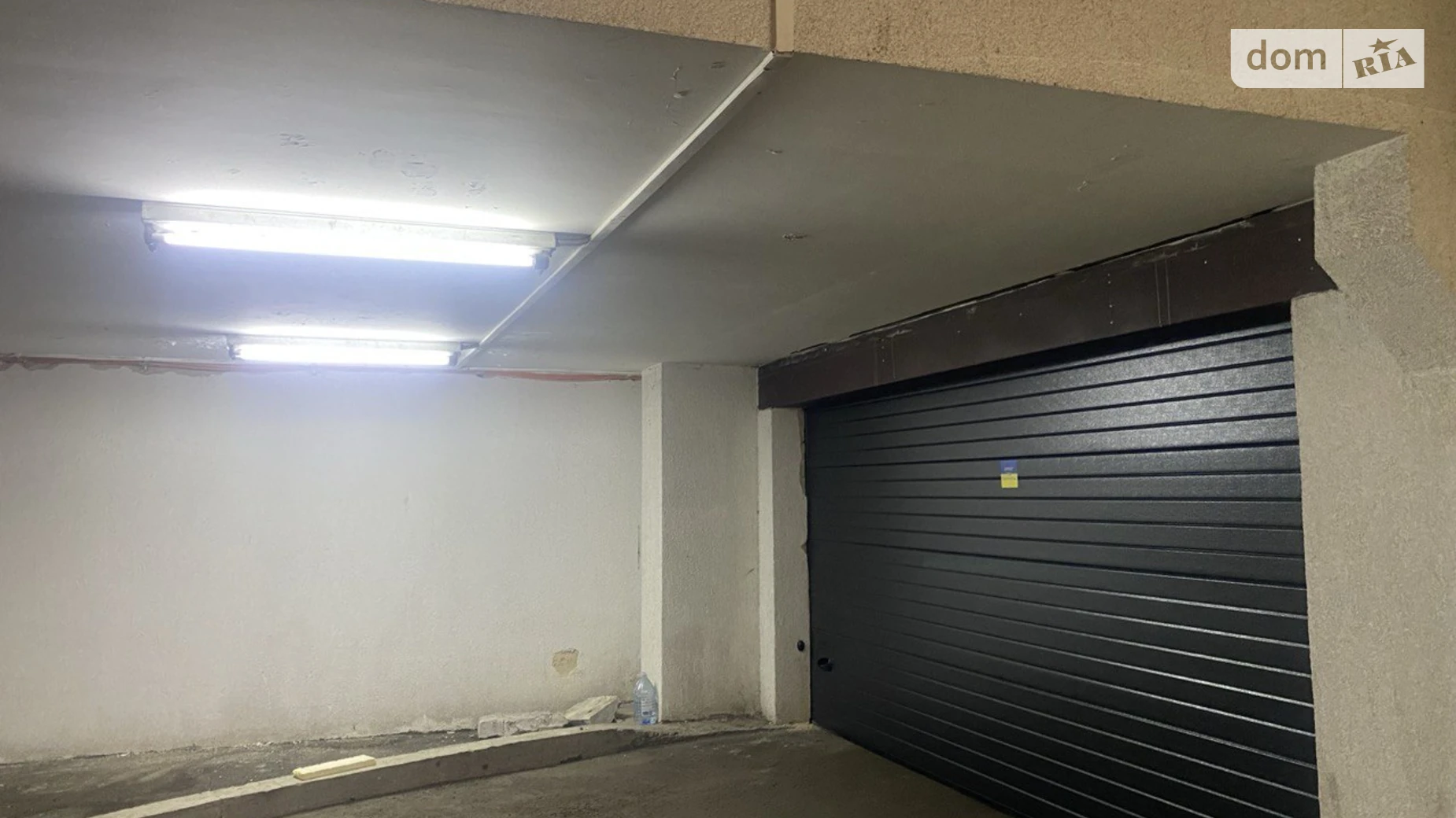 Продается подземный паркинг под легковое авто на 11.6 кв. м, цена: 24900 $ - фото 3