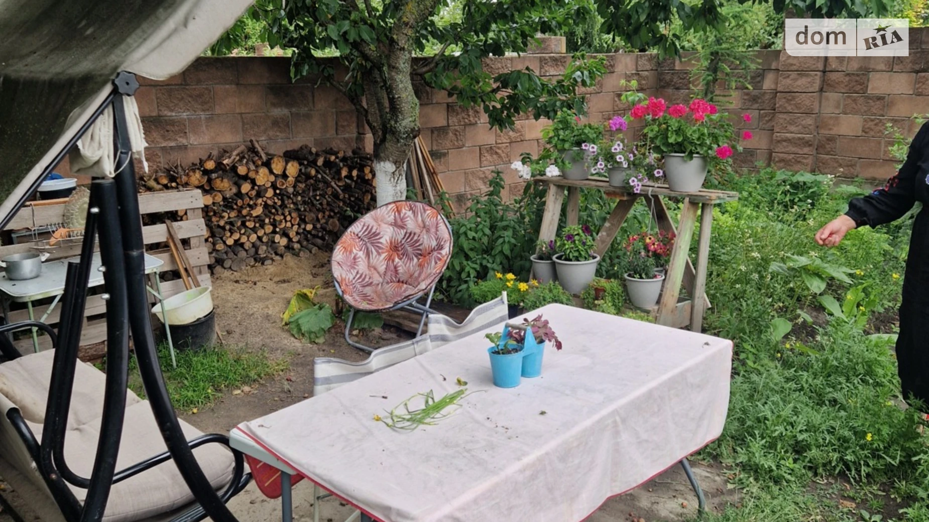 Продается дом на 2 этажа 270 кв. м с беседкой, цена: 320000 $ - фото 4