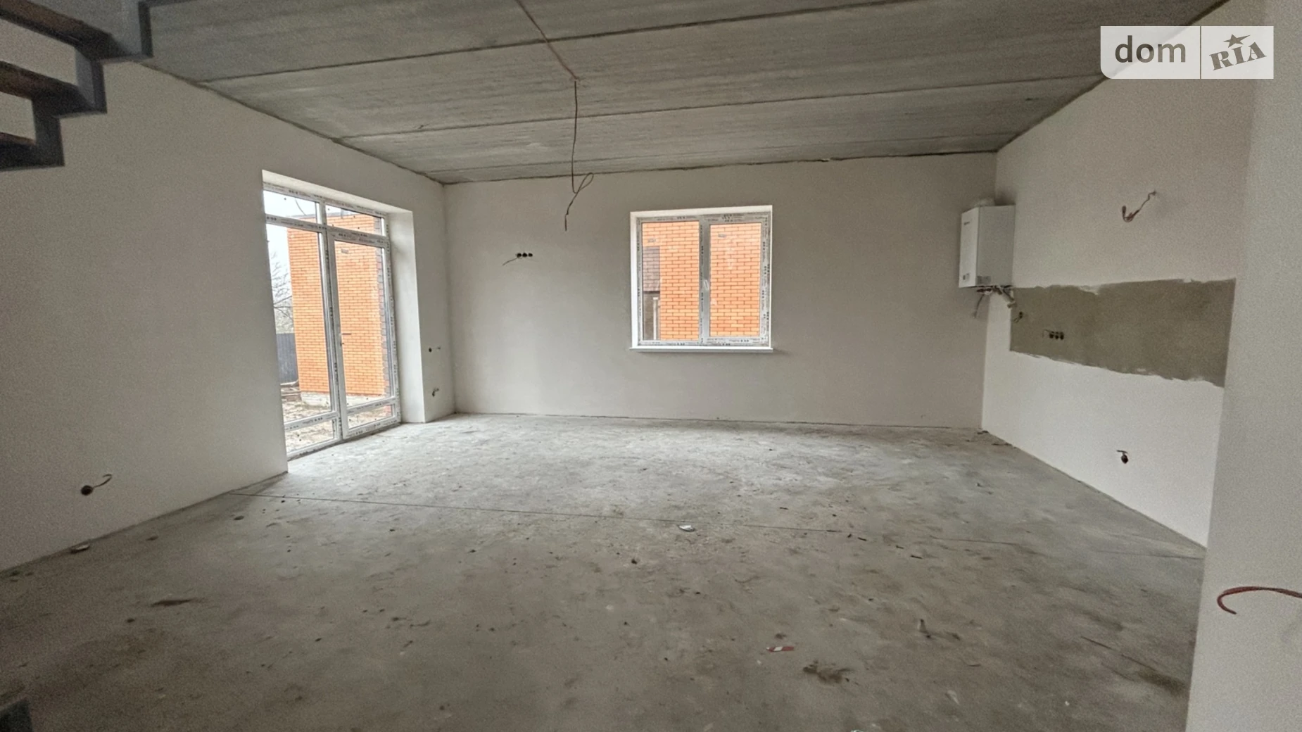 Продается дом на 2 этажа 105 кв. м с гаражом, цена: 88000 $ - фото 3