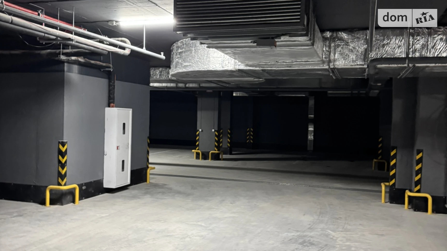 Сдается в аренду подземный паркинг под легковое авто на 23 кв. м, цена: 75 $ - фото 2