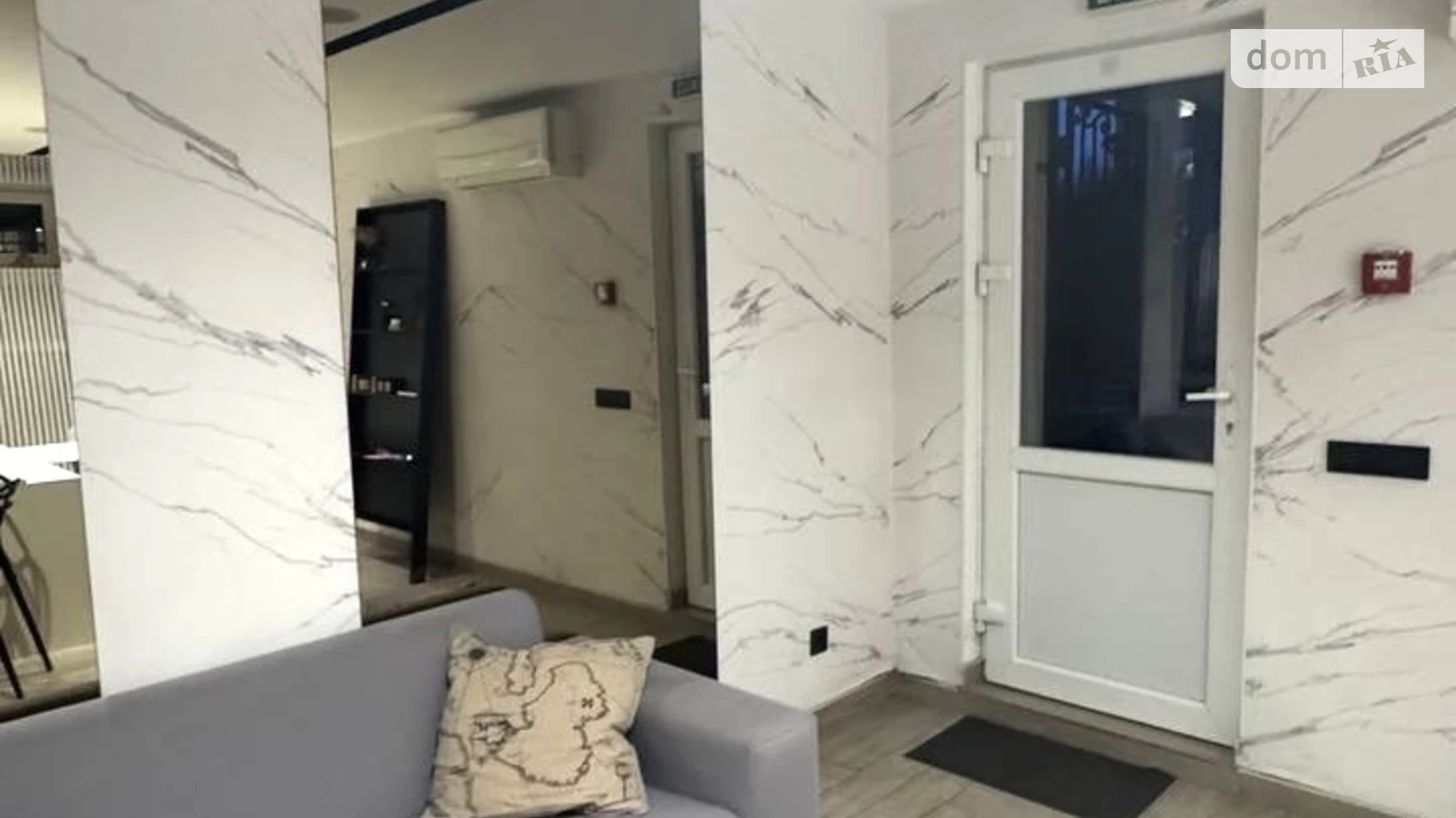 Здається в оренду офіс 35 кв. м в бізнес-центрі, цена: 400 € - фото 5