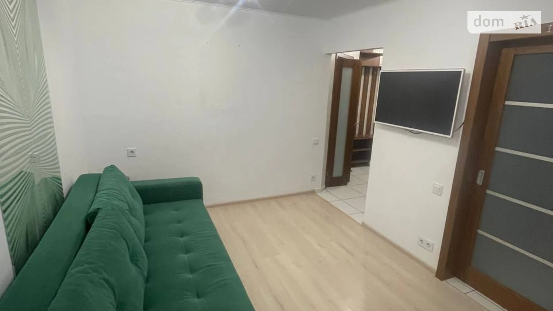 Продается 1-комнатная квартира 30.7 кв. м в Киеве, ул. Салютная, 17 - фото 3