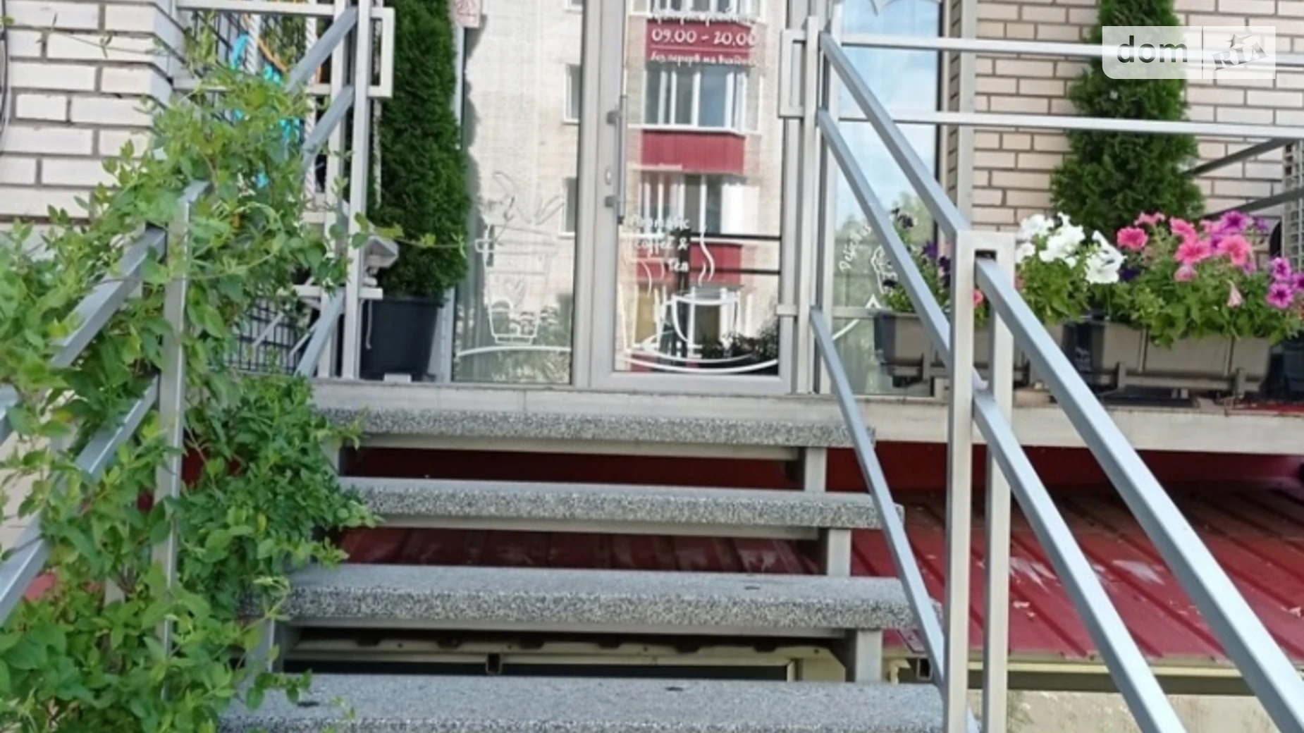 Сдается в аренду помещения свободного назначения 76 кв. м в 10-этажном здании, цена: 25000 грн - фото 2