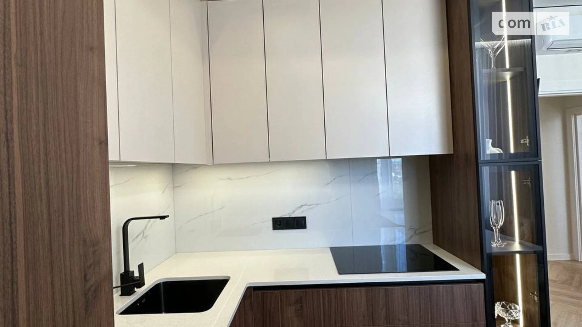 Продается 2-комнатная квартира 60 кв. м в Одессе, ул. Краснова, 63 - фото 2