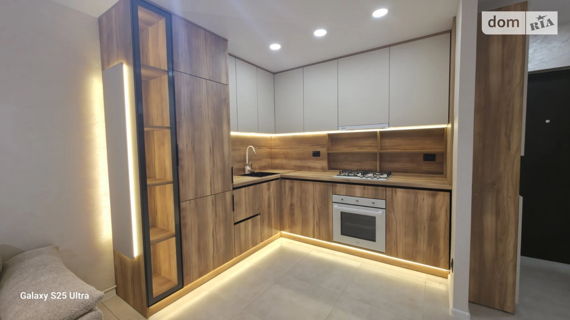 2-комнатная квартира 55 кв. м в, цена: 72500 $ - фото 4