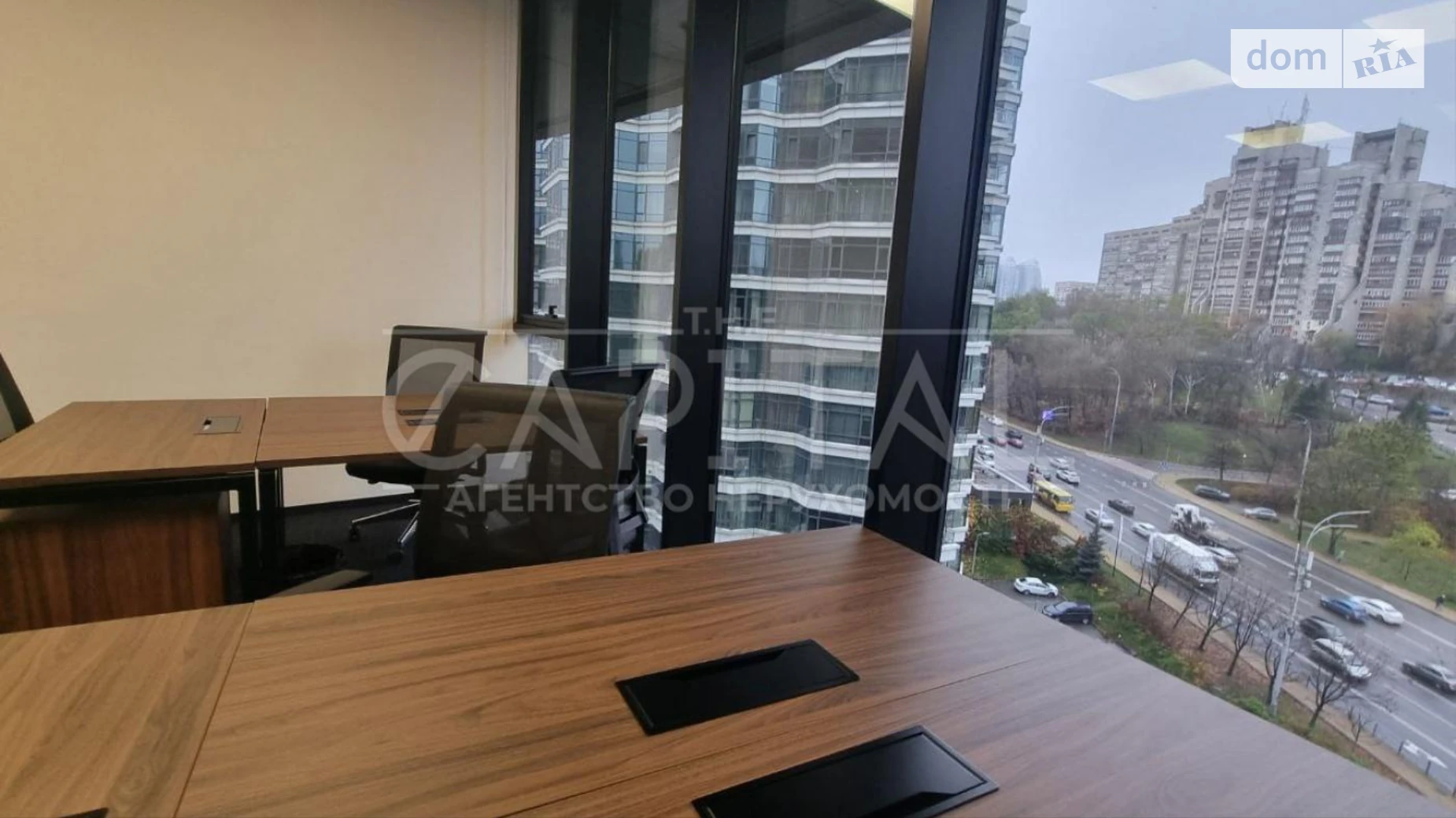 Сдается в аренду офис 60 кв. м в бизнес-центре, цена: 2700 $ - фото 2