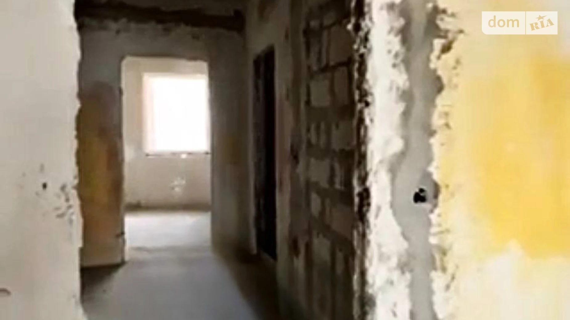 Продается 2-комнатная квартира 65 кв. м в Ивано-Франковске, ул. Федьковича - фото 2