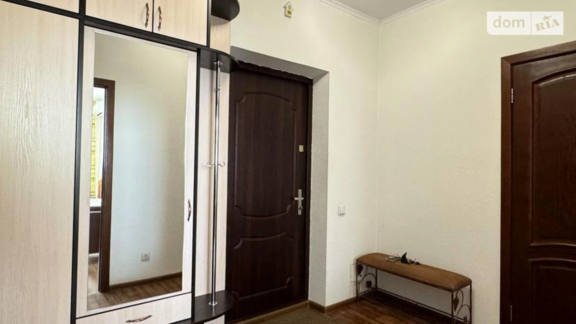 Продается 1-комнатная квартира 49 кв. м в Киеве, ул. Воскресенская, 14Б - фото 3