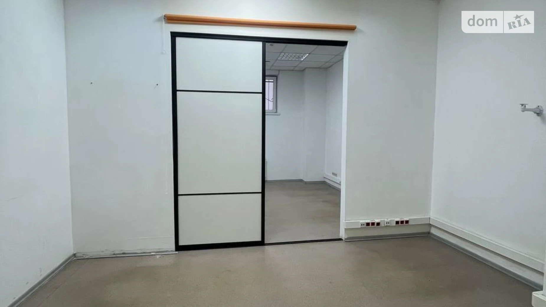 Здається в оренду офіс 32.4 кв. м в бізнес-центрі, цена: 11700 грн - фото 2