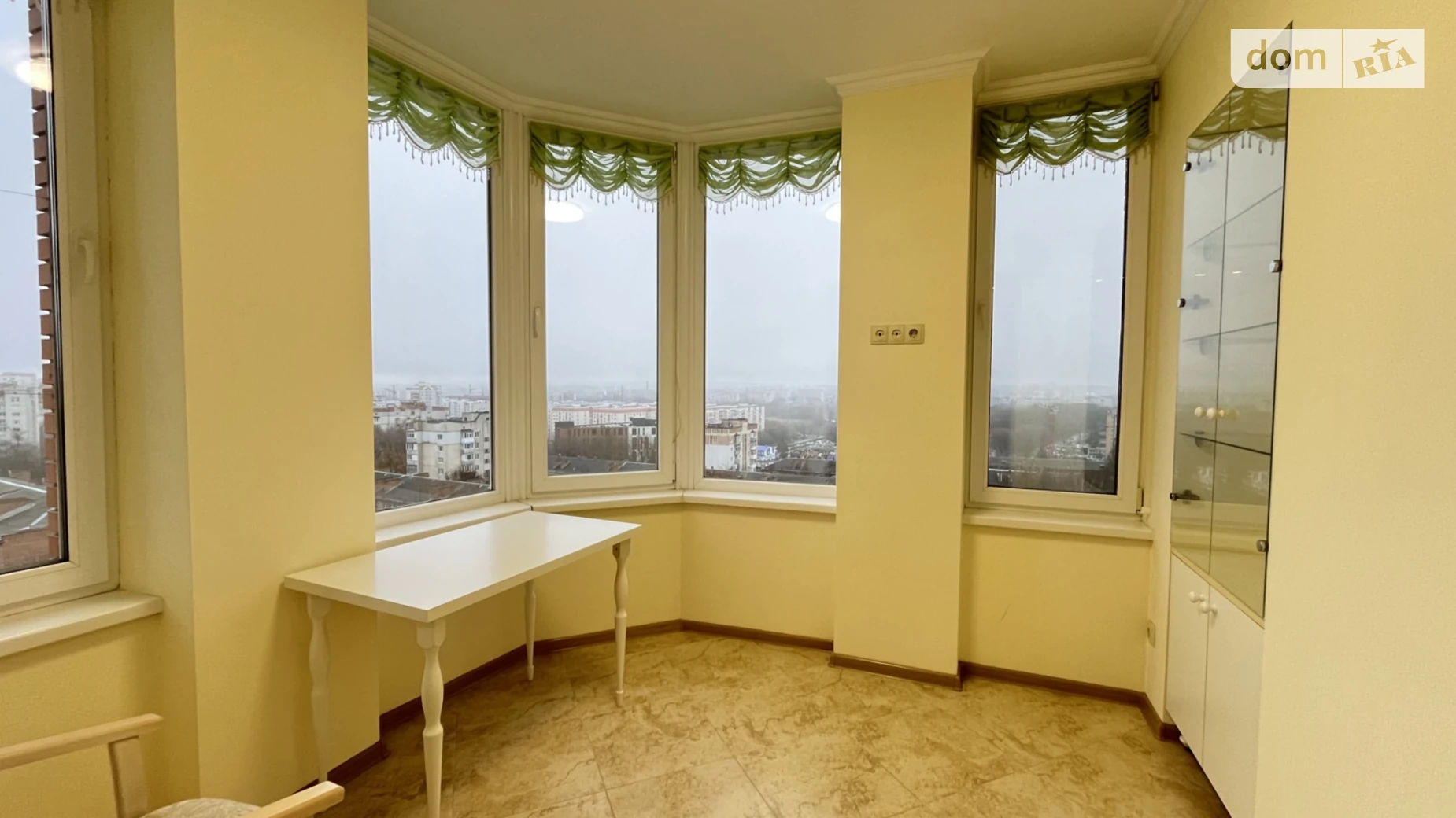 Продается 4-комнатная квартира 178.2 кв. м в Хмельницком, просп. Мира - фото 3