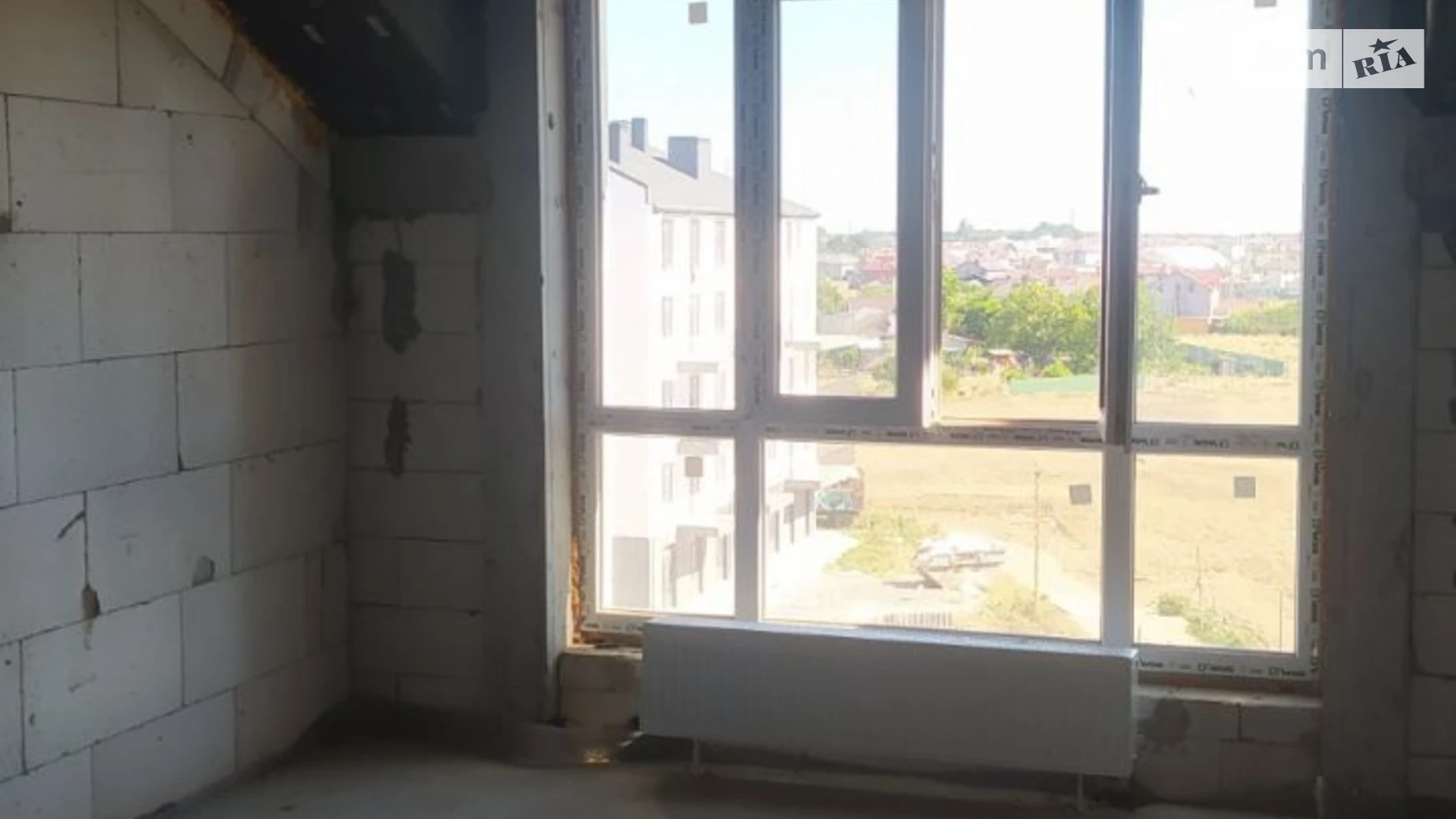 Продается 1-комнатная квартира 39 кв. м в Одессе, ул. Академика Сахарова, 11 - фото 4