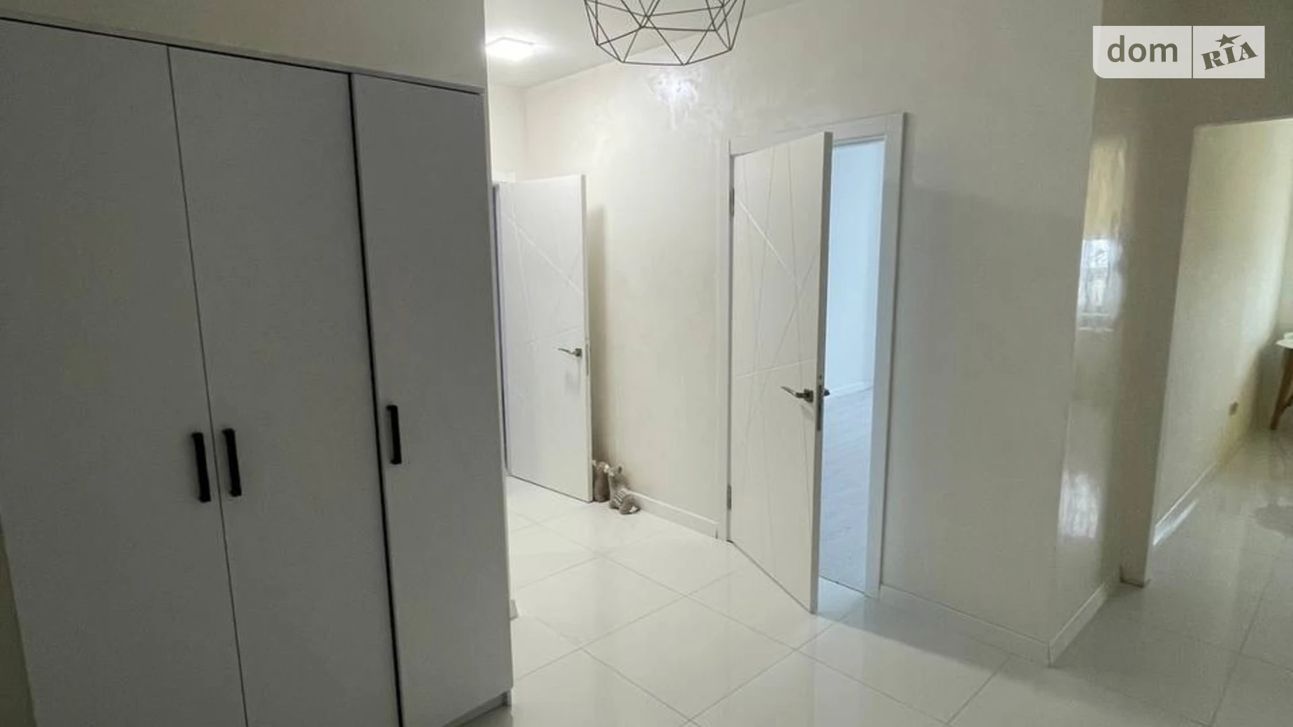 Сдается в аренду 2-комнатная квартира 70 кв. м в Львове, ул. Беговая, 17 - фото 2