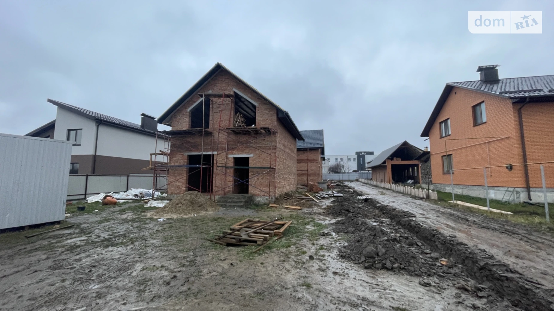 Продается дом на 2 этажа 115 кв. м с гаражом, цена: 88000 $ - фото 2