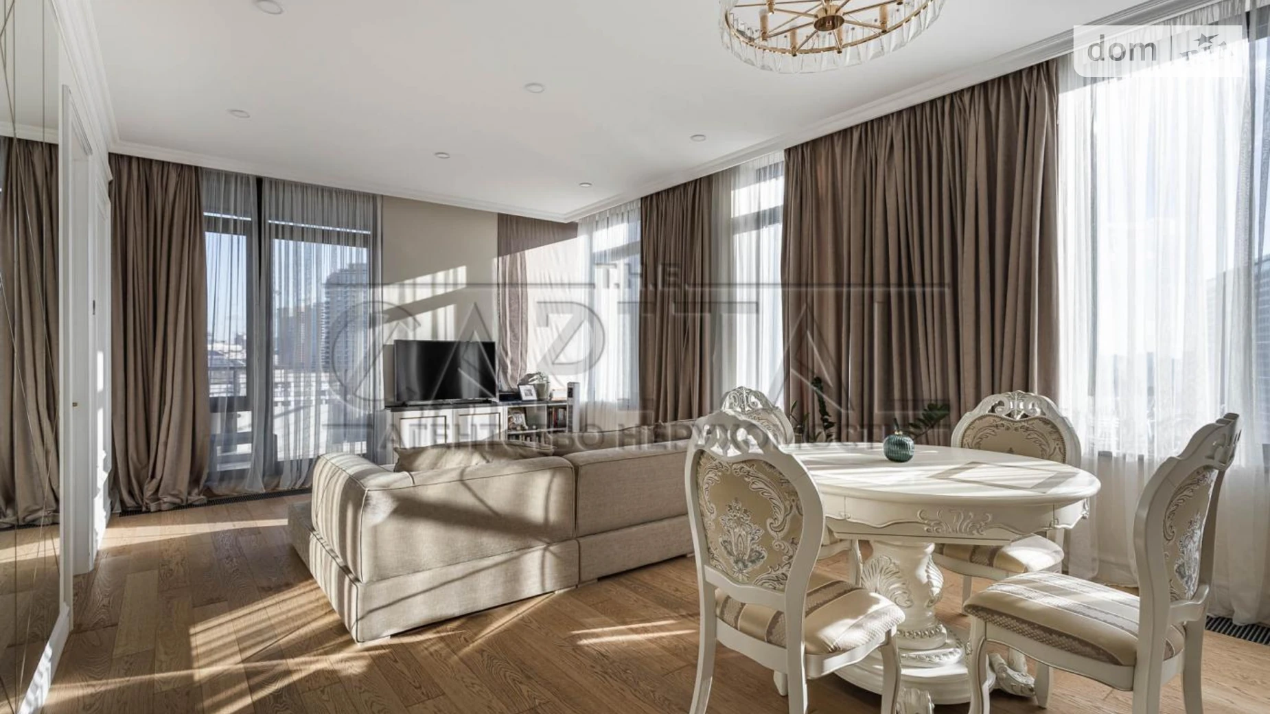 Продается 1-комнатная квартира 77 кв. м в Киеве, ул. Ивана Федорова, 2А - фото 2