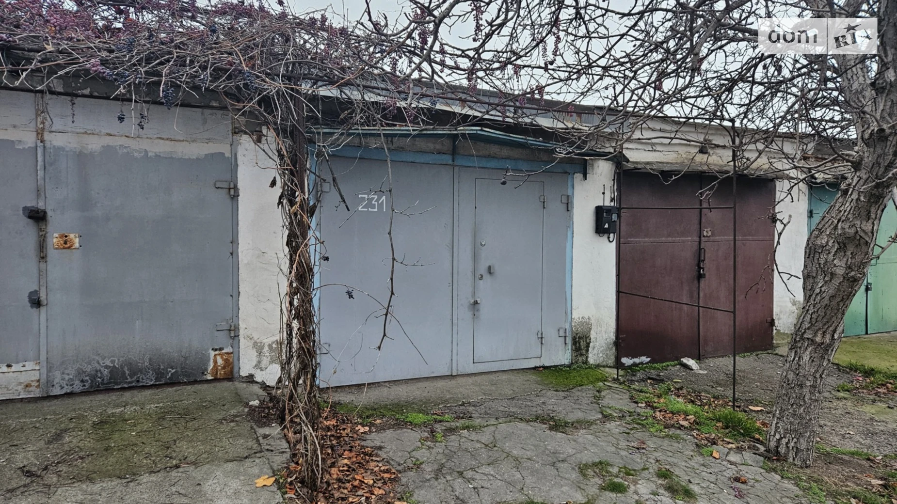 Продается место в гаражном кооперативе под легковое авто на 20 кв. м, цена: 7000 $ - фото 2