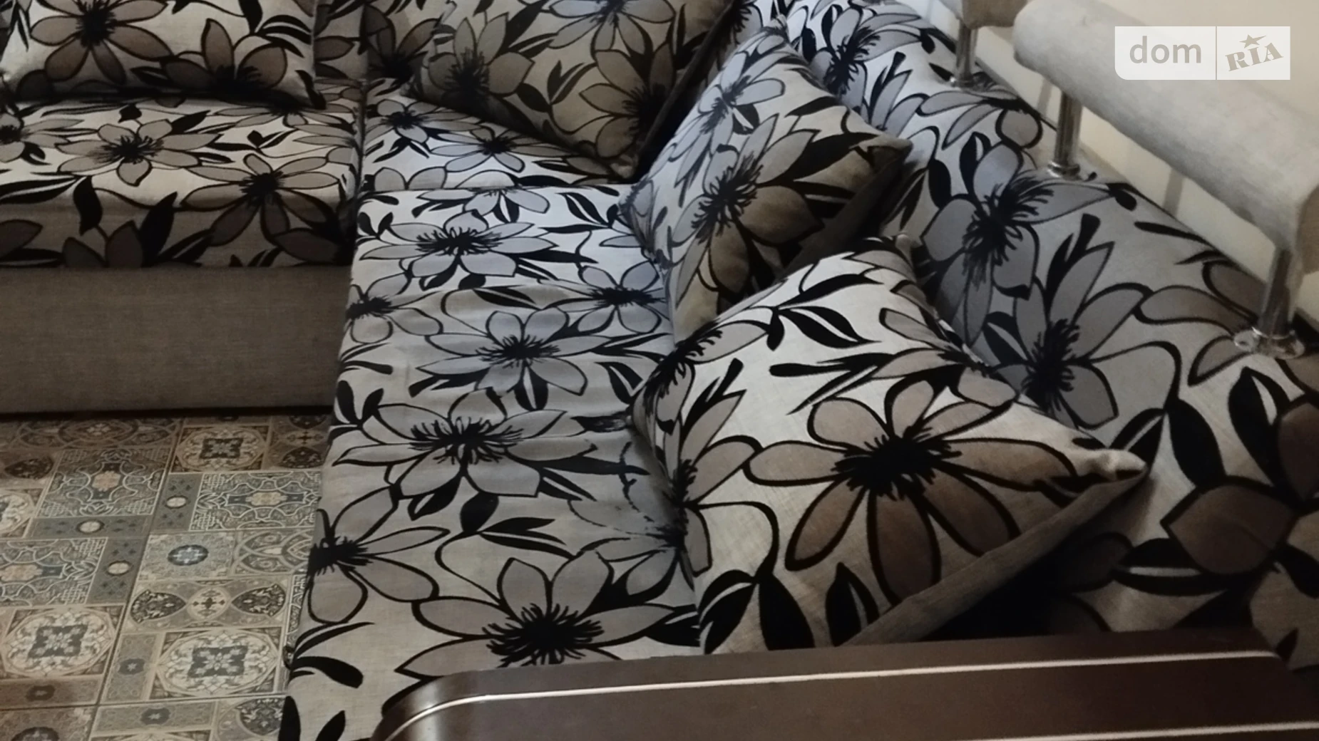 1-комнатная квартира 43 кв. м в Тернополе, ул. Довженко Александра - фото 4