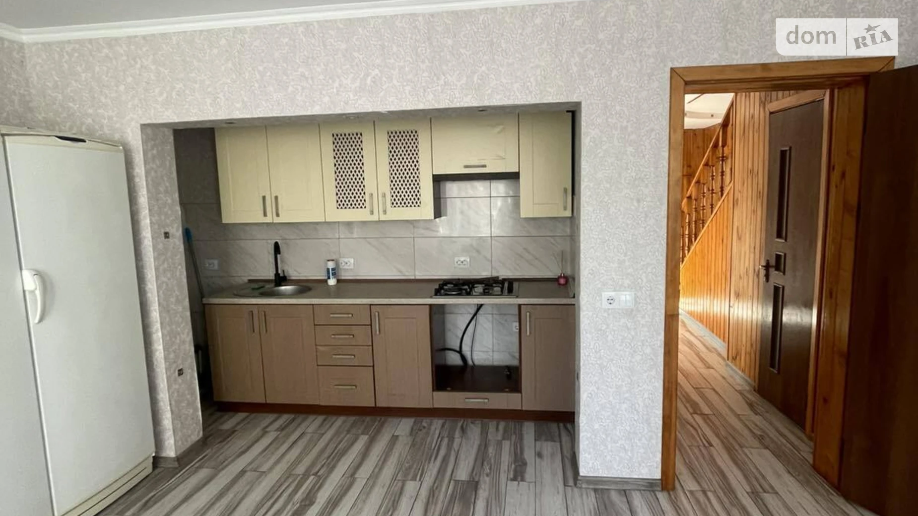 Продается дом на 2 этажа 180 кв. м с баней/сауной, цена: 86000 $ - фото 2