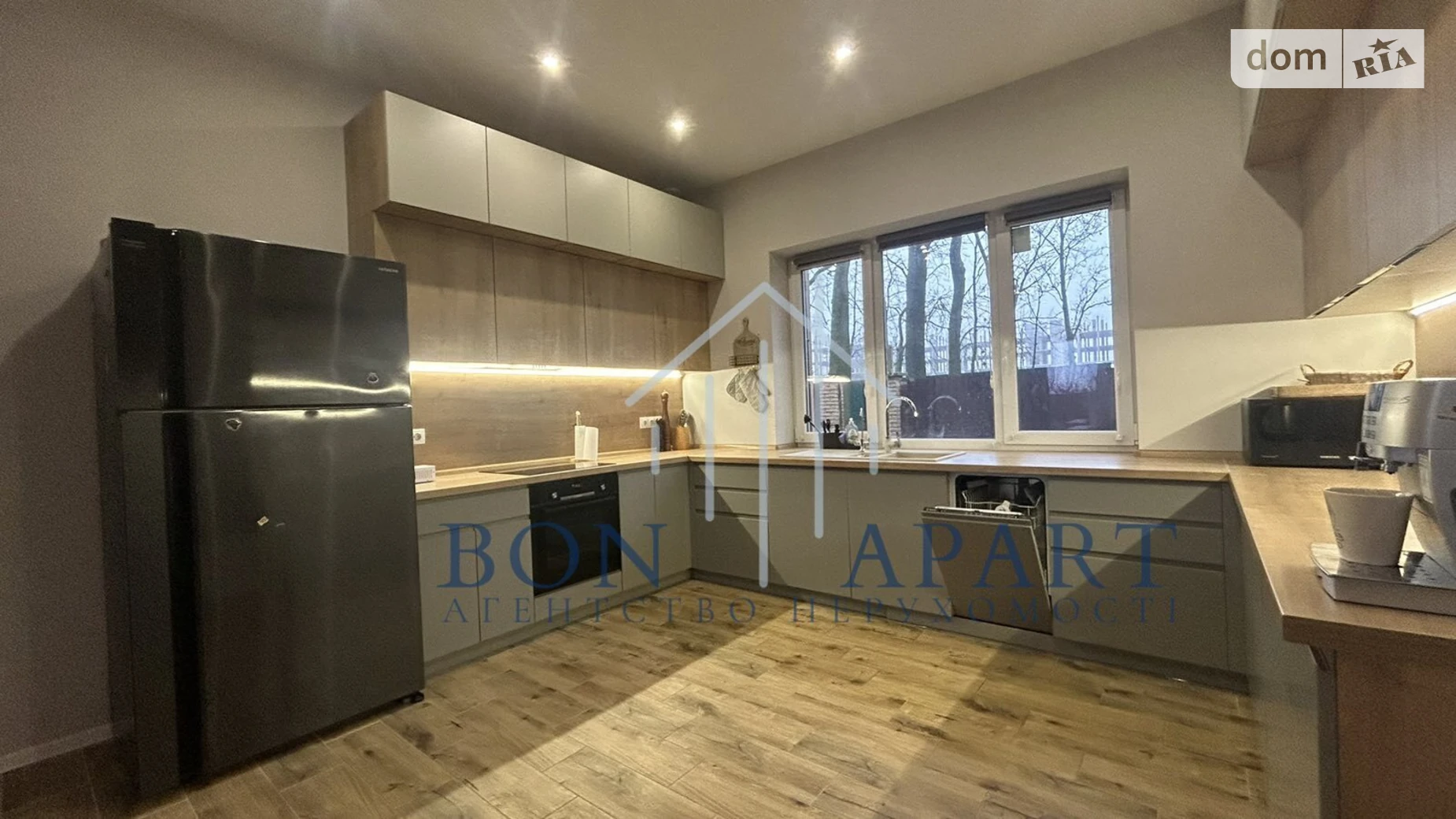 Сдается в аренду дом на 2 этажа 150 кв. м с верандой, цена: 2000 $ - фото 3