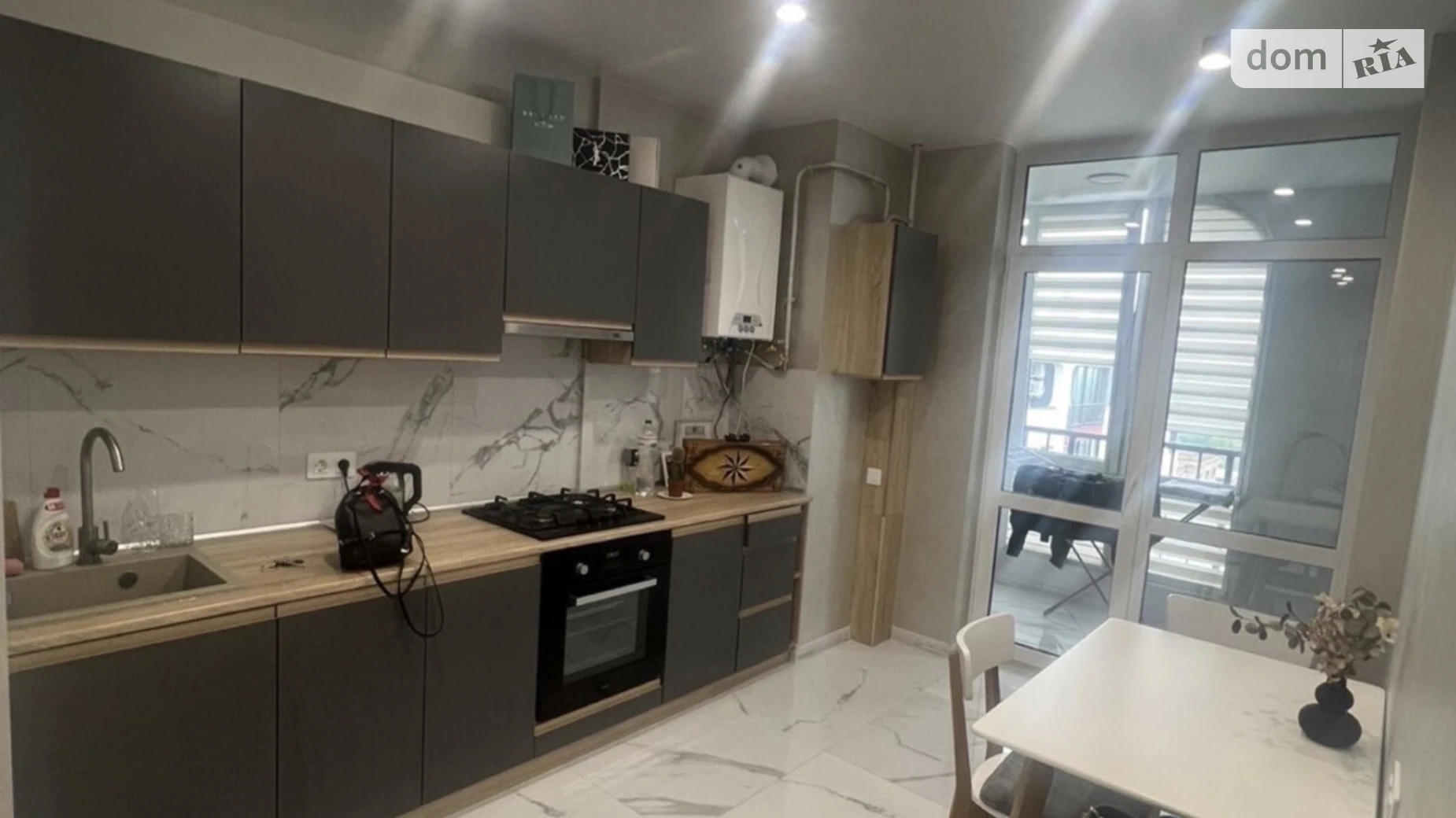 Сдается в аренду 1-комнатная квартира 47 кв. м в Сокольниках, цена: 18000 грн - фото 3