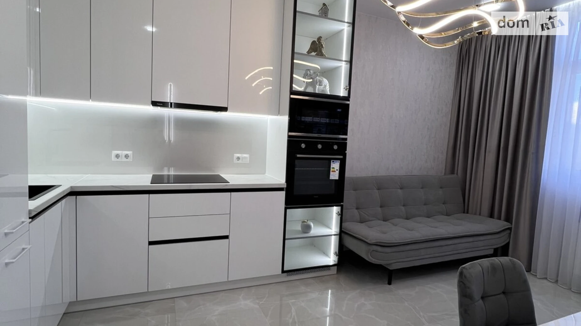 Продается 2-комнатная квартира 65 кв. м в Одессе, ул. Краснова, 3/63 - фото 2