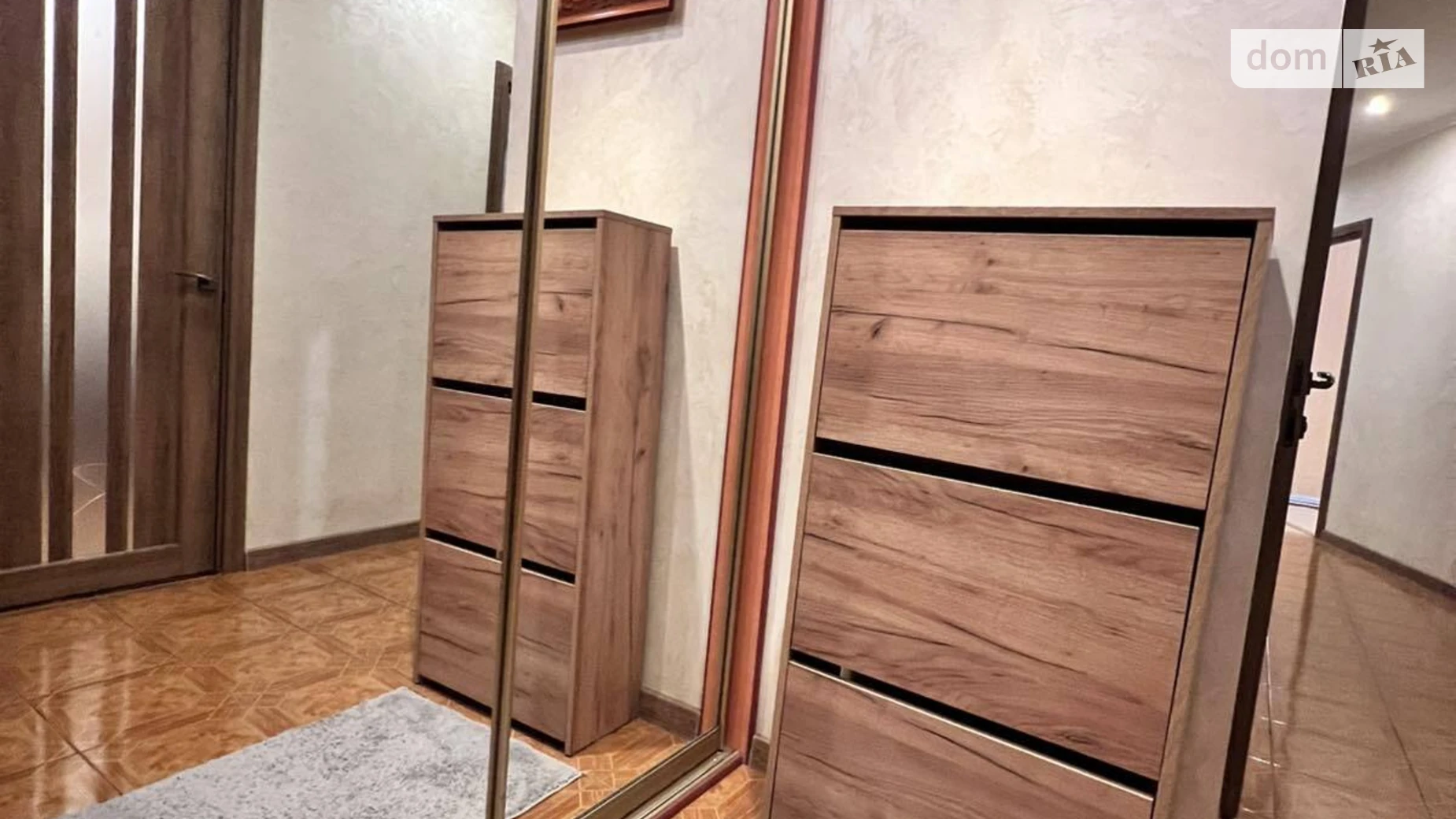 3-комнатная квартира 72 кв. м в Тернополе, ул. Черновецкая, 53 - фото 3