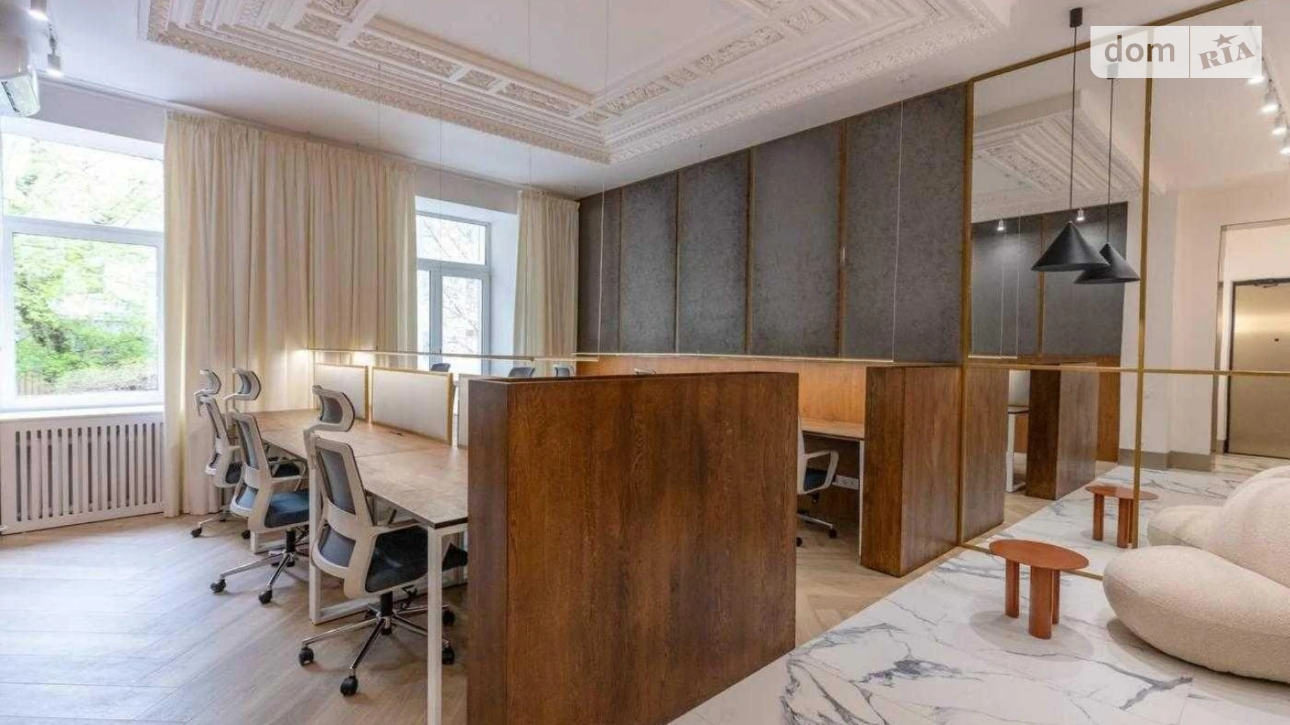 Сдается в аренду офис 62 кв. м в бизнес-центре, цена: 2500 $ - фото 2