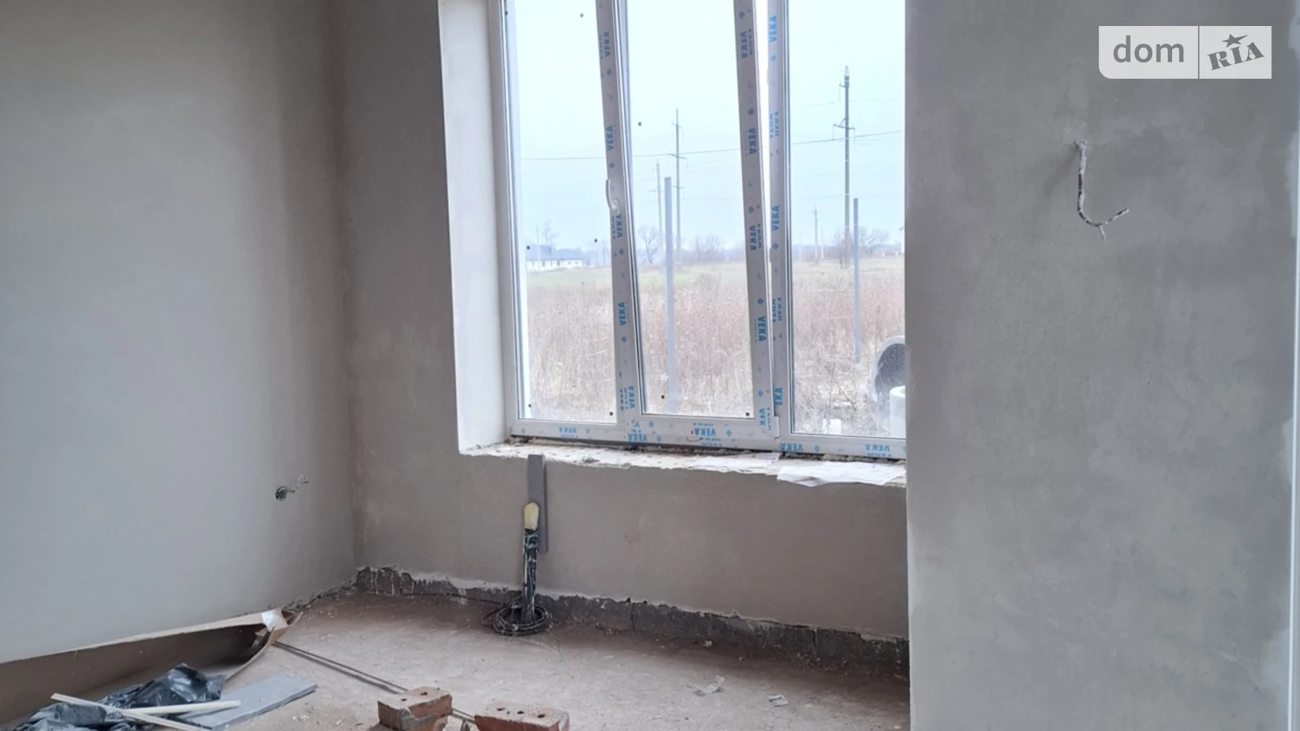 Продается дом на 2 этажа 135 кв. м с бассейном, цена: 130000 $ - фото 2