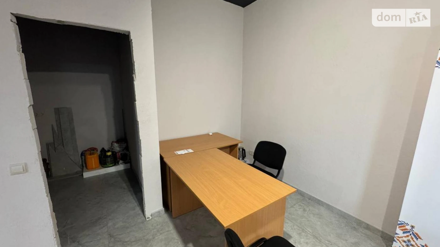 Продается офис 65 кв. м в бизнес-центре, цена: 97000 $ - фото 3