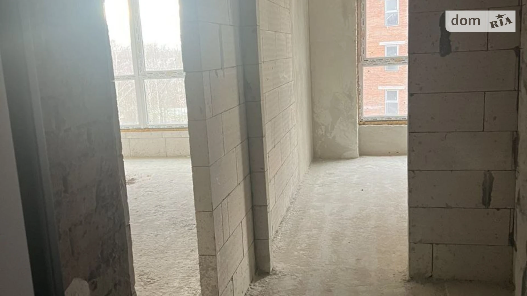 Продается 1-комнатная квартира 42.4 кв. м в Ивано-Франковске, ул. Довженко А., 27 - фото 2