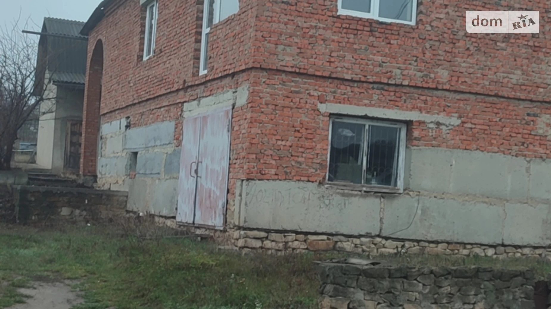 Продается дом на 2 этажа 200 кв. м с бассейном, цена: 30000 $ - фото 4