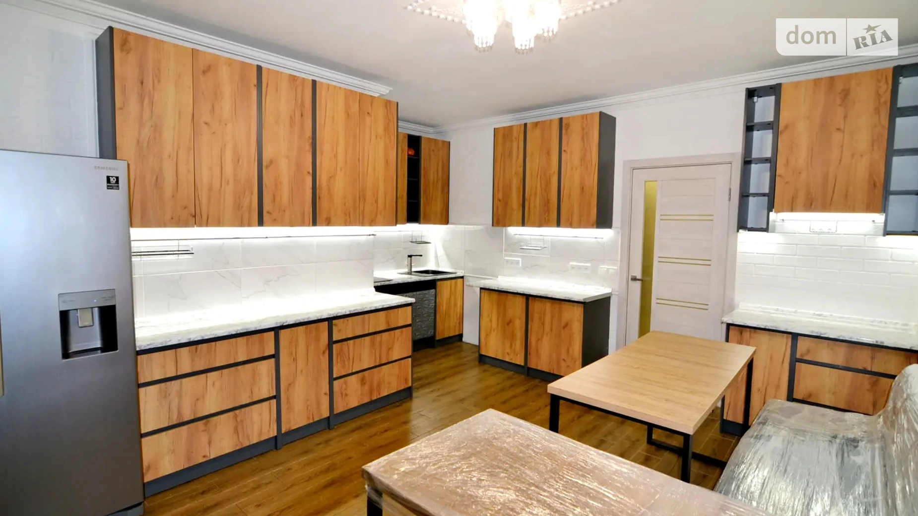 Продается 3-комнатная квартира 95 кв. м в Киеве, ул. Дмитриевская, 60/19 - фото 2