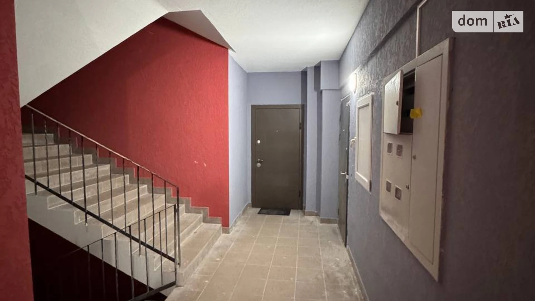 Продається 1-кімнатна квартира 53 кв. м у Чернівцях, вул. Руська - фото 2