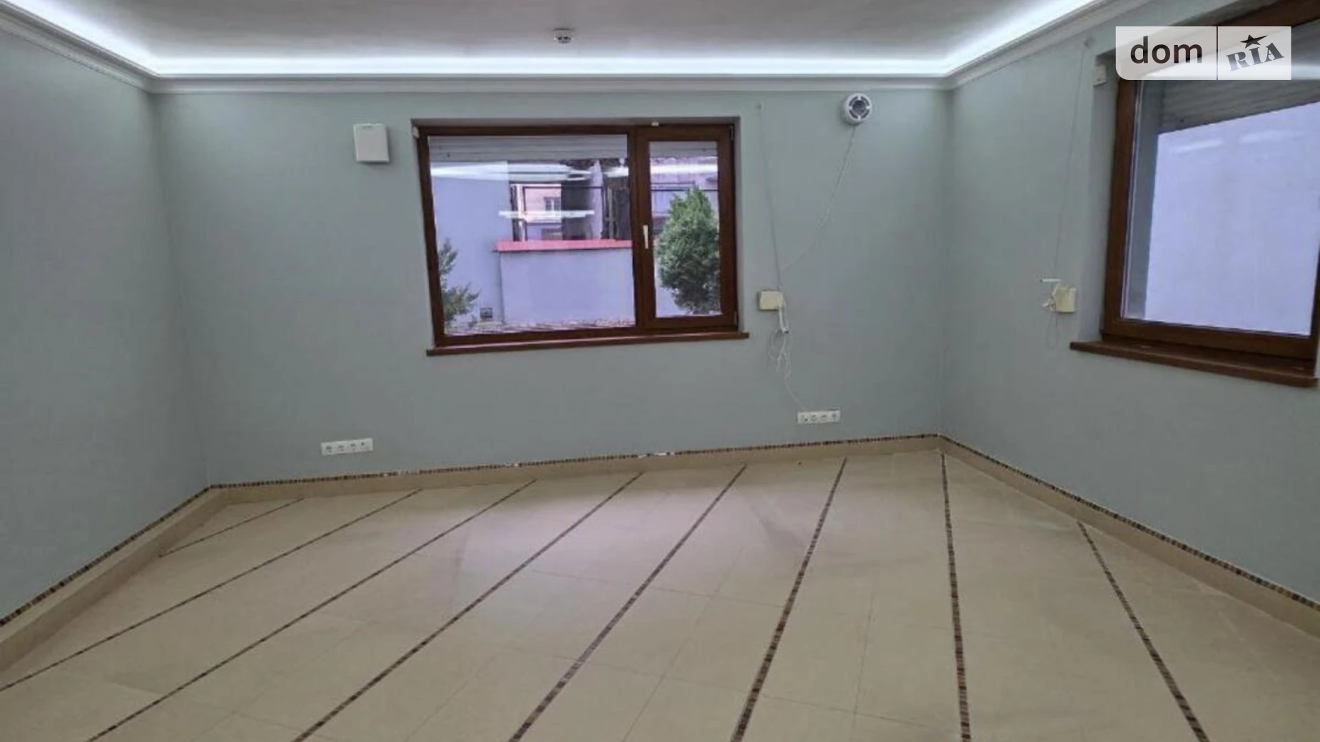 Сдается в аренду офис 61 кв. м в бизнес-центре, цена: 550 $ - фото 3